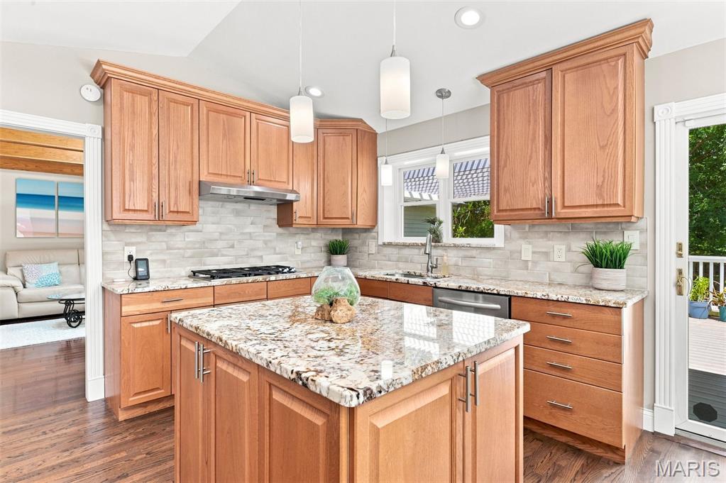 2126 Park Forest Drive