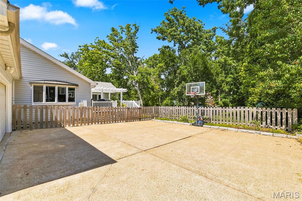 2126 Park Forest Drive