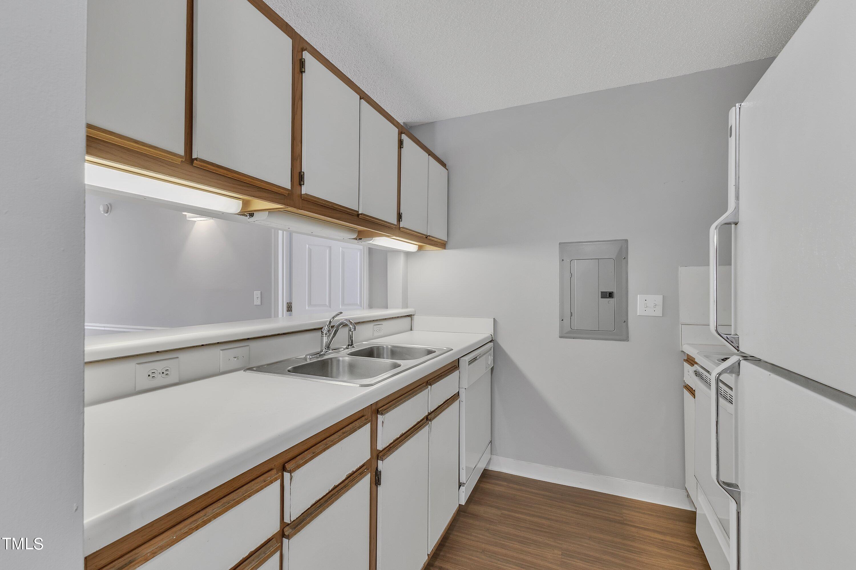 1241 University Court # 104