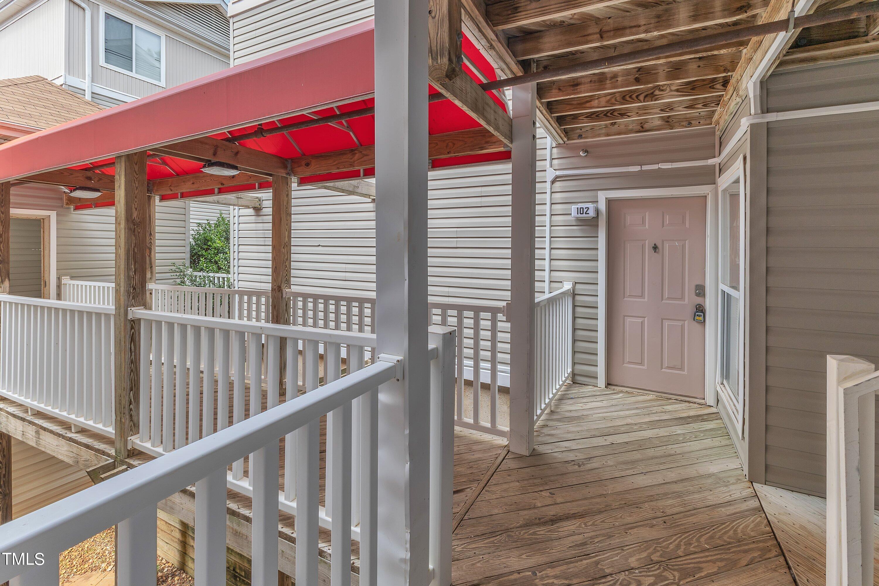 1241 University Court # 104