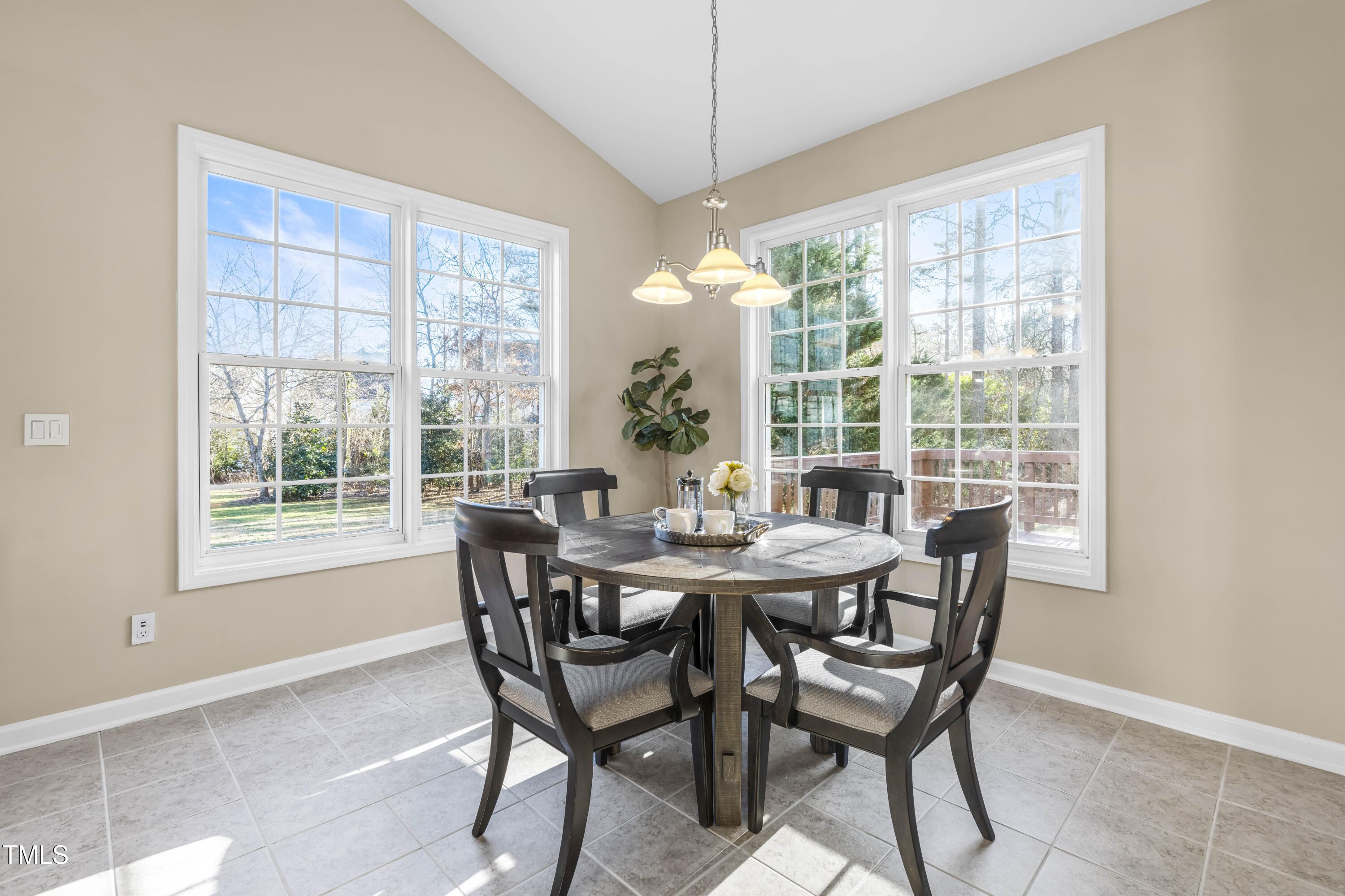 300 Union Ridge Dr