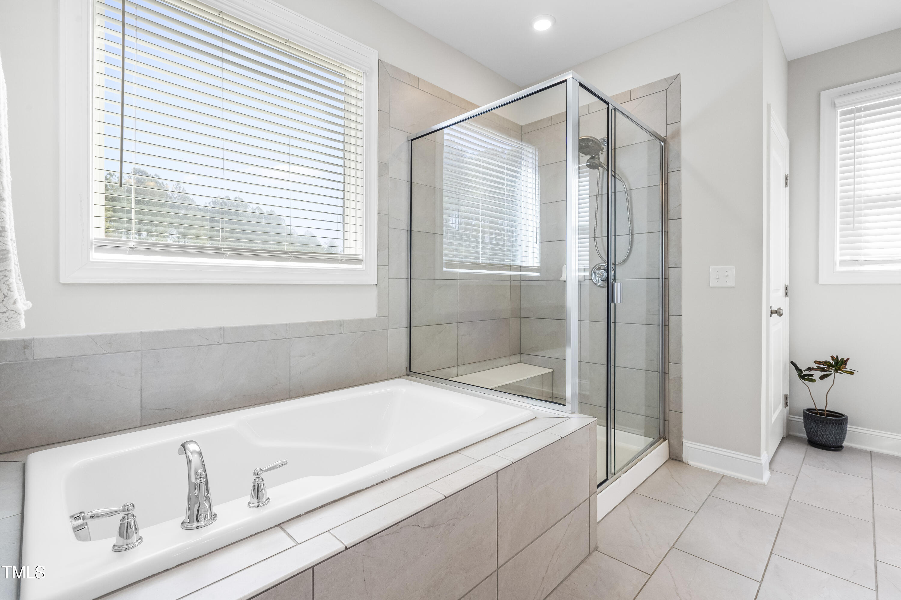 127 Hidden Bluff Drive