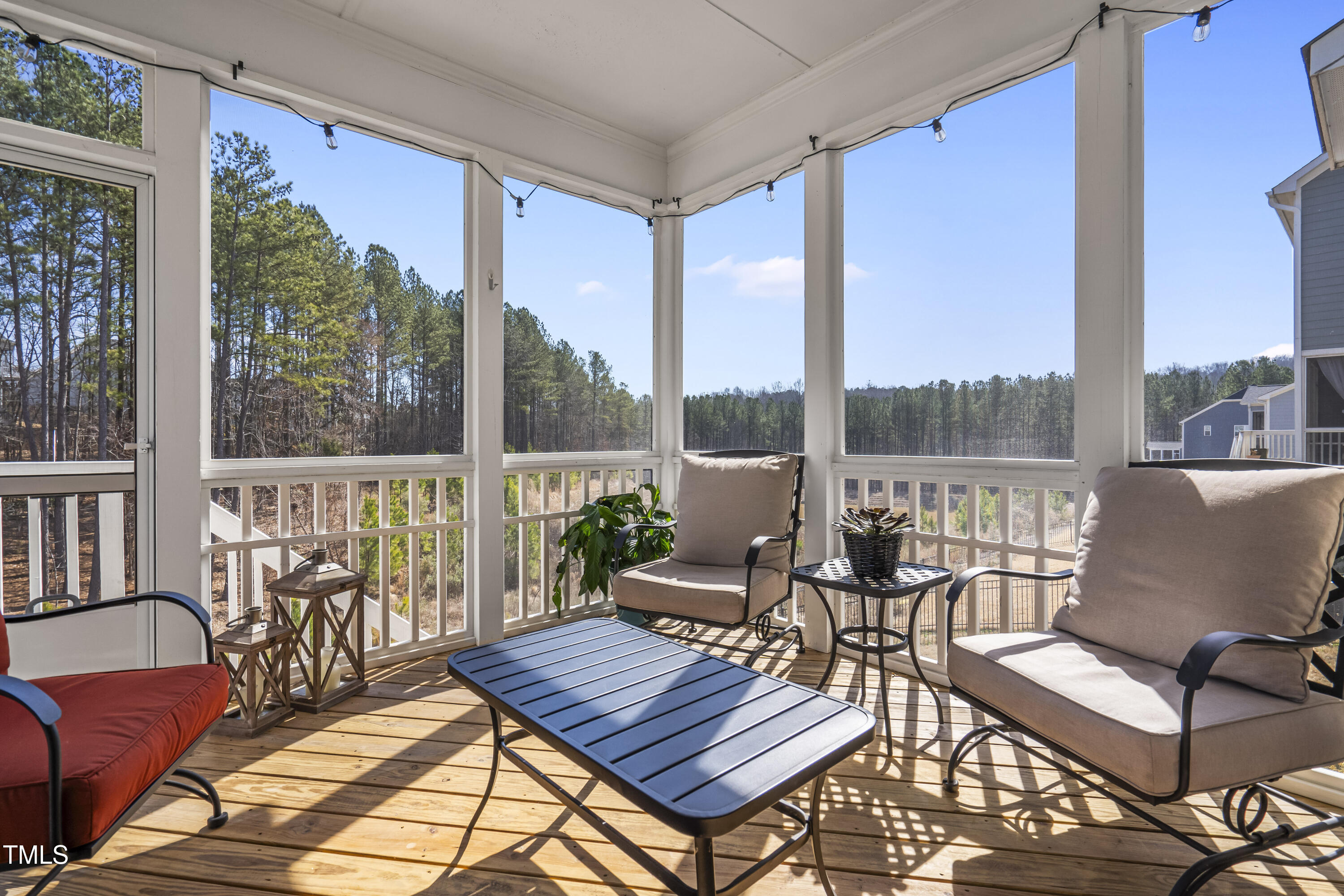 127 Hidden Bluff Drive