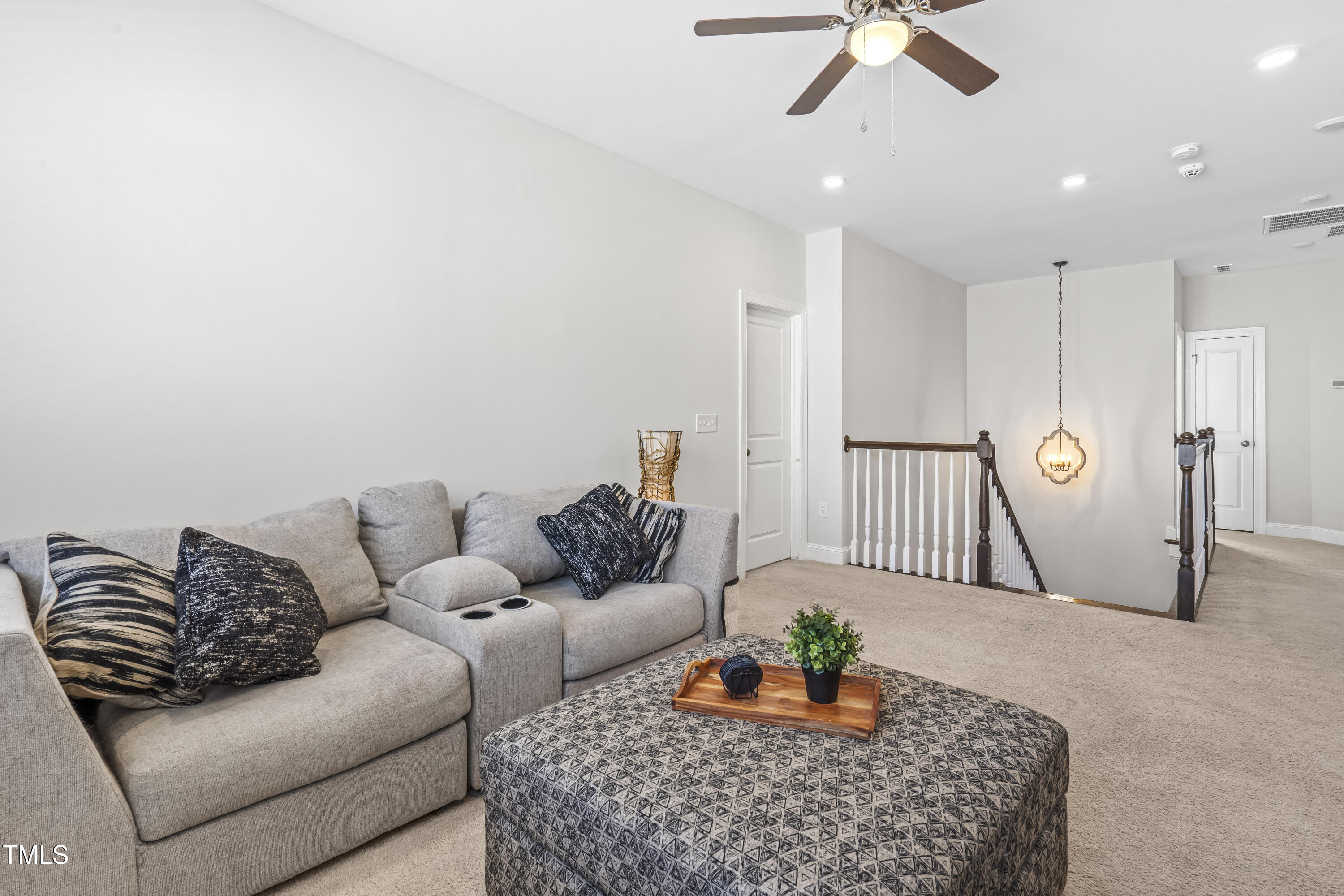 127 Hidden Bluff Drive