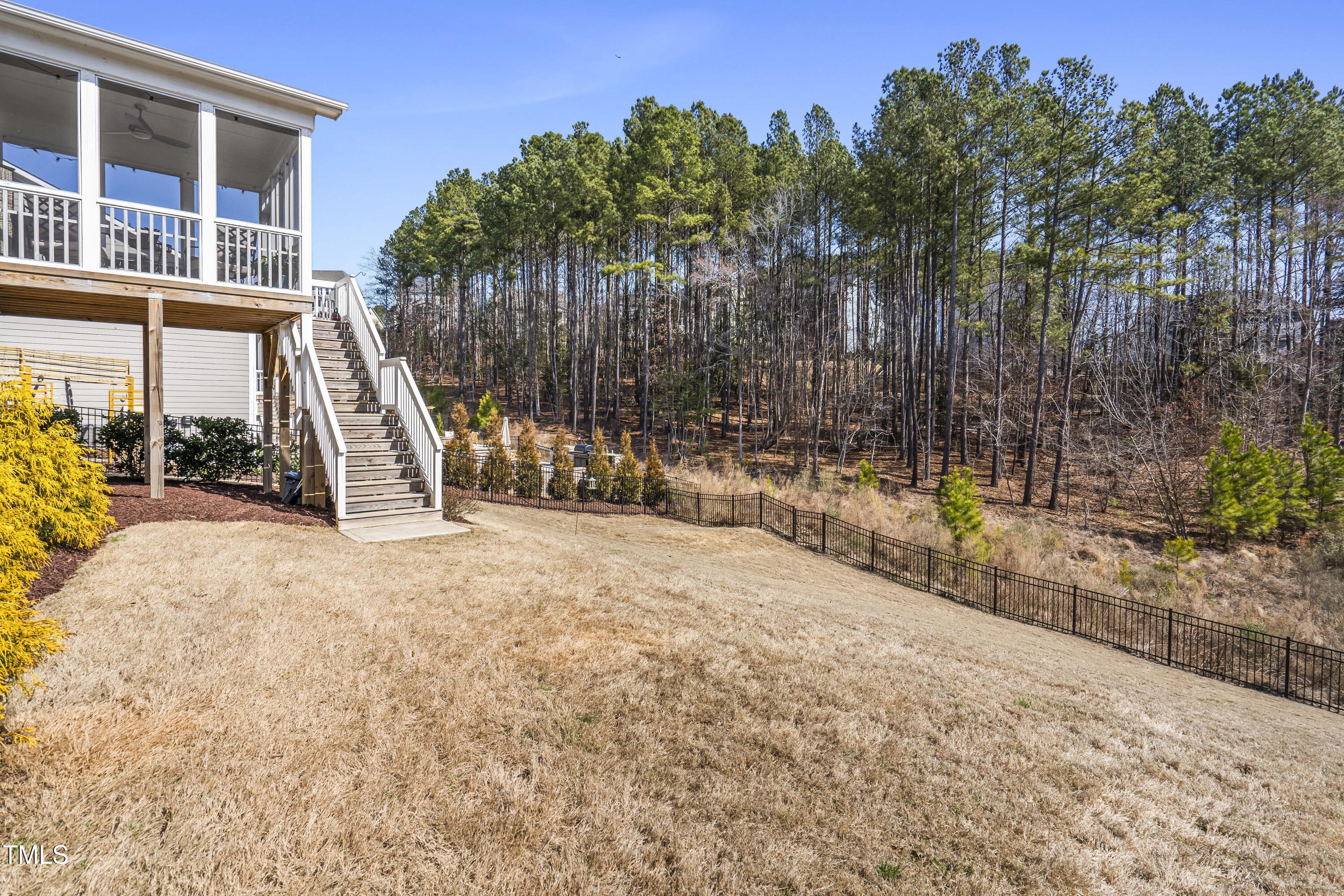 127 Hidden Bluff Drive