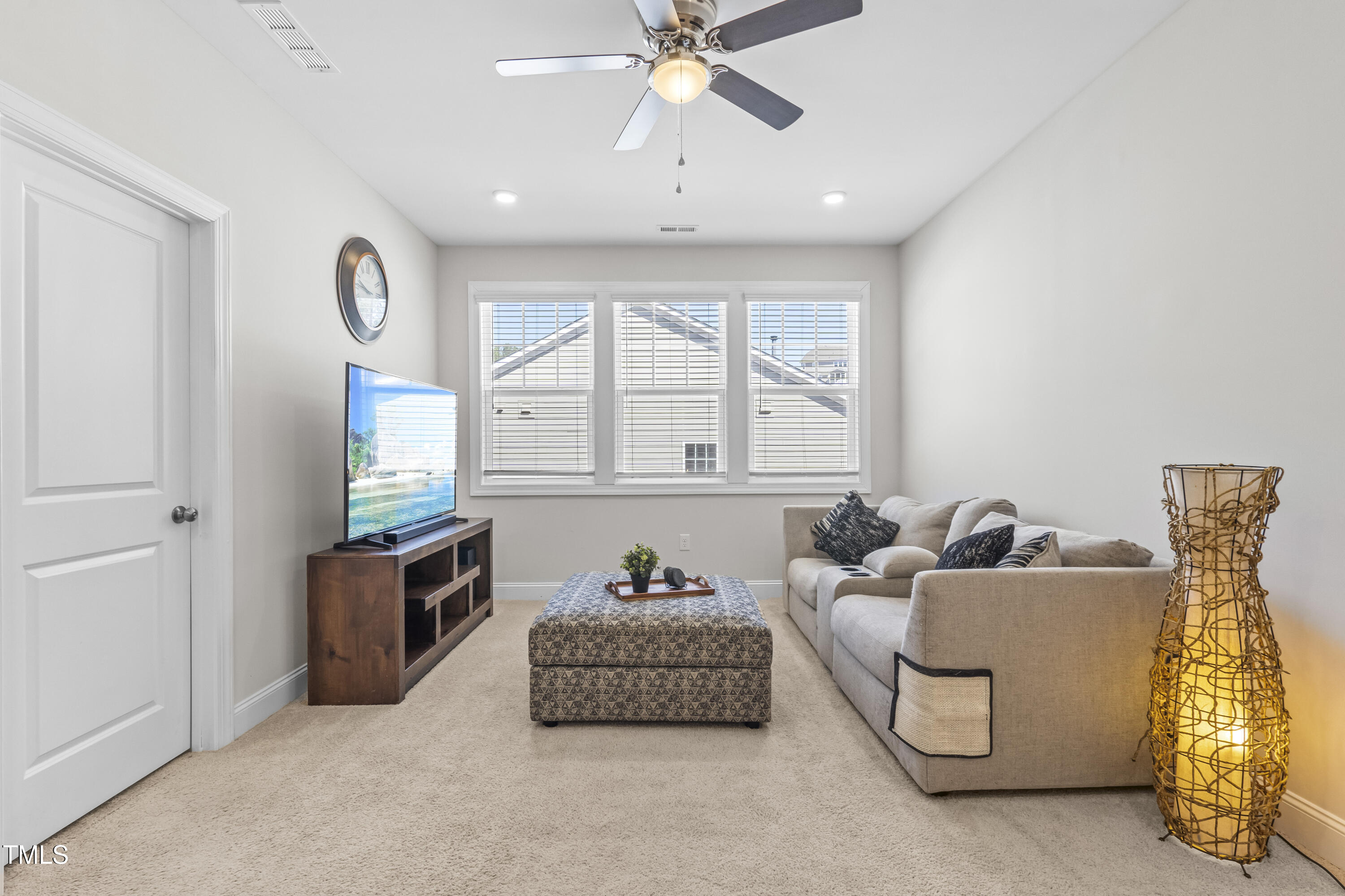 127 Hidden Bluff Drive