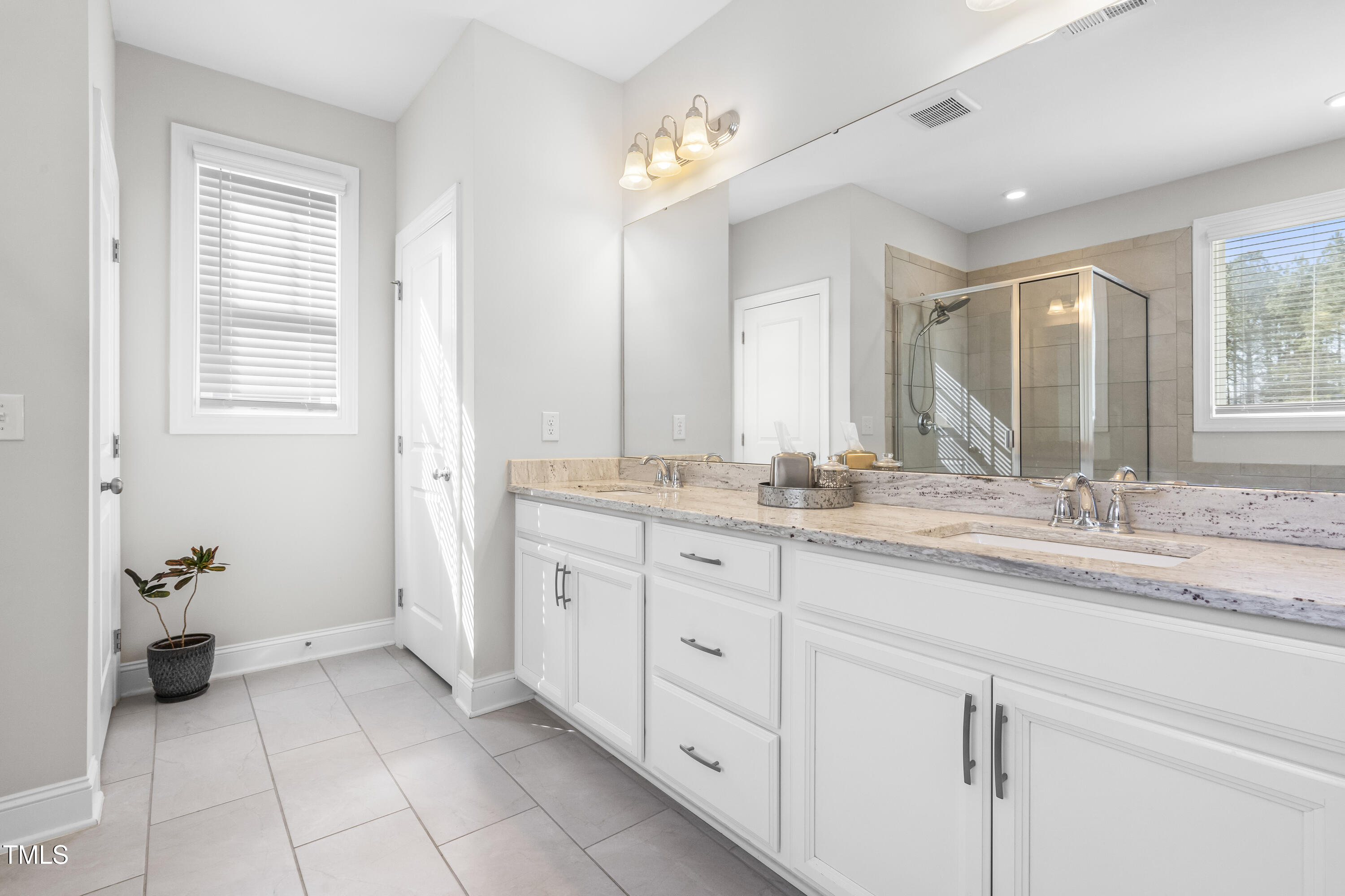 127 Hidden Bluff Drive
