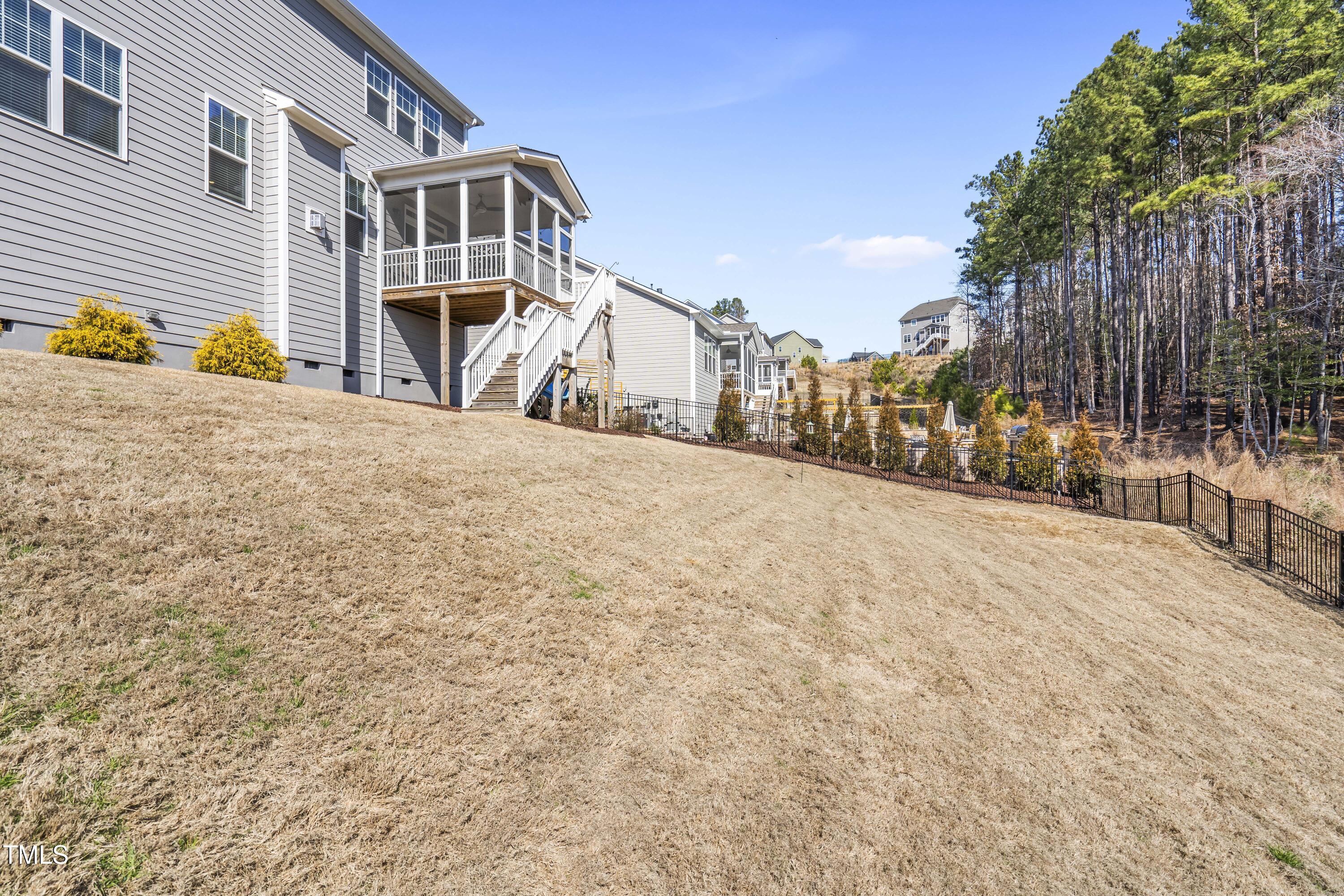 127 Hidden Bluff Drive