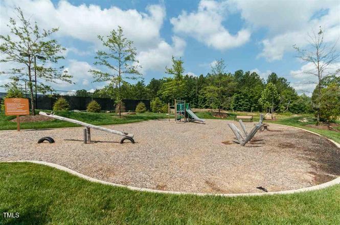 127 Hidden Bluff Drive