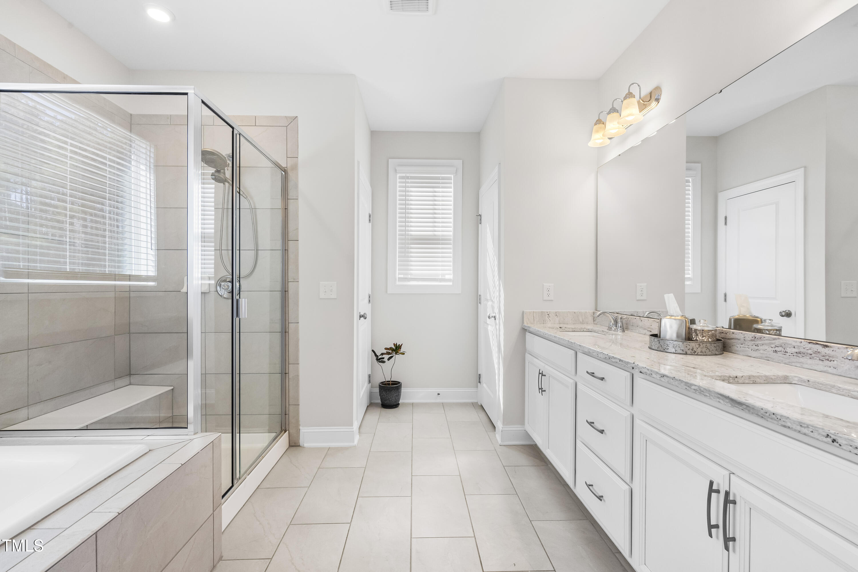 127 Hidden Bluff Drive