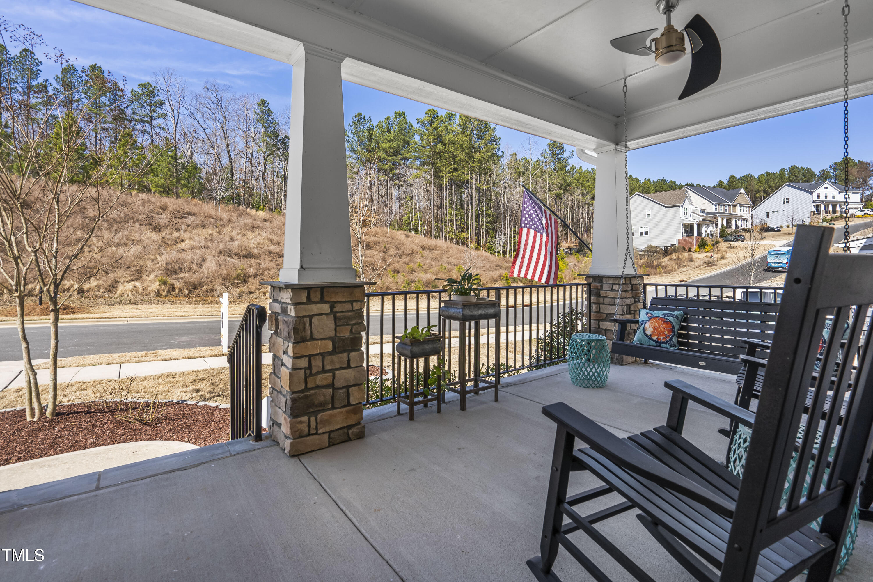 127 Hidden Bluff Drive