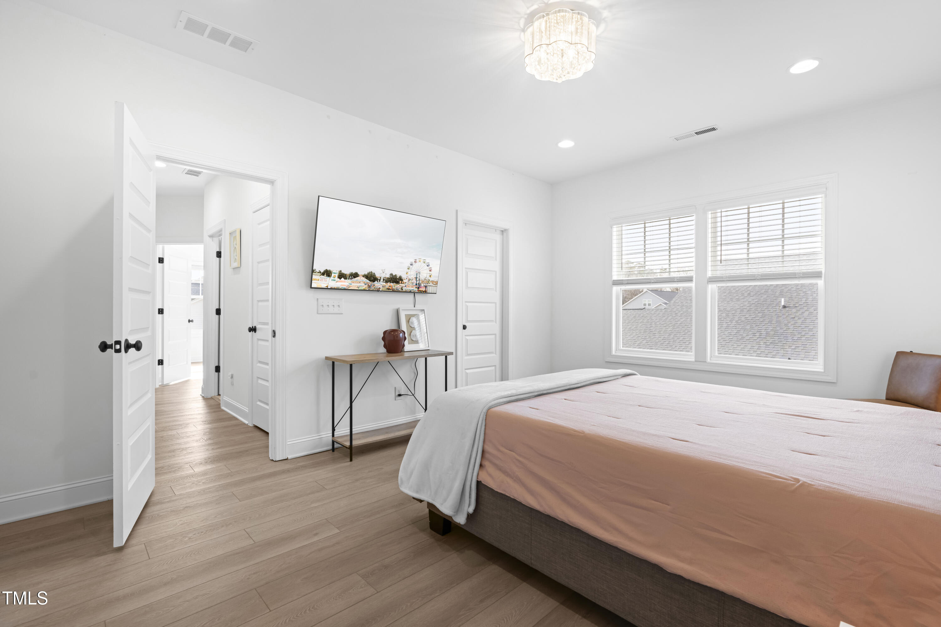 124 Ferrell Road W