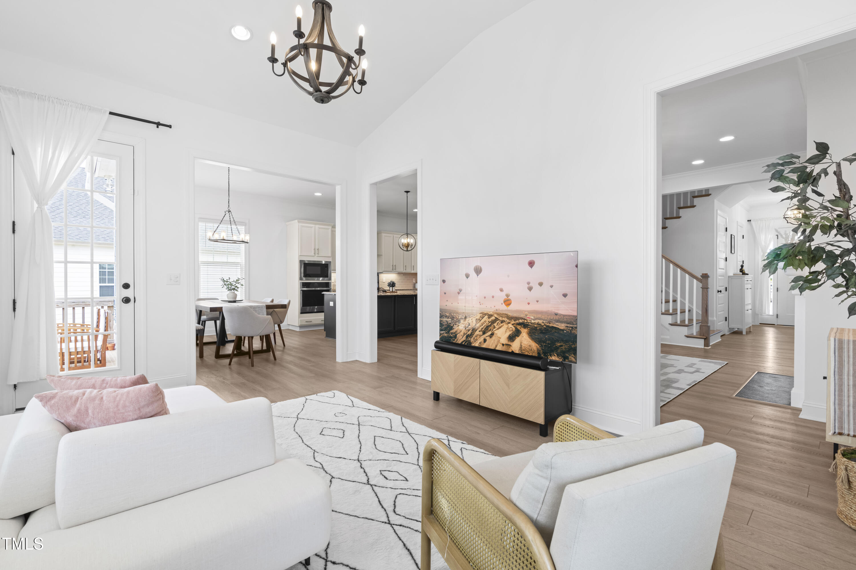 124 Ferrell Road W