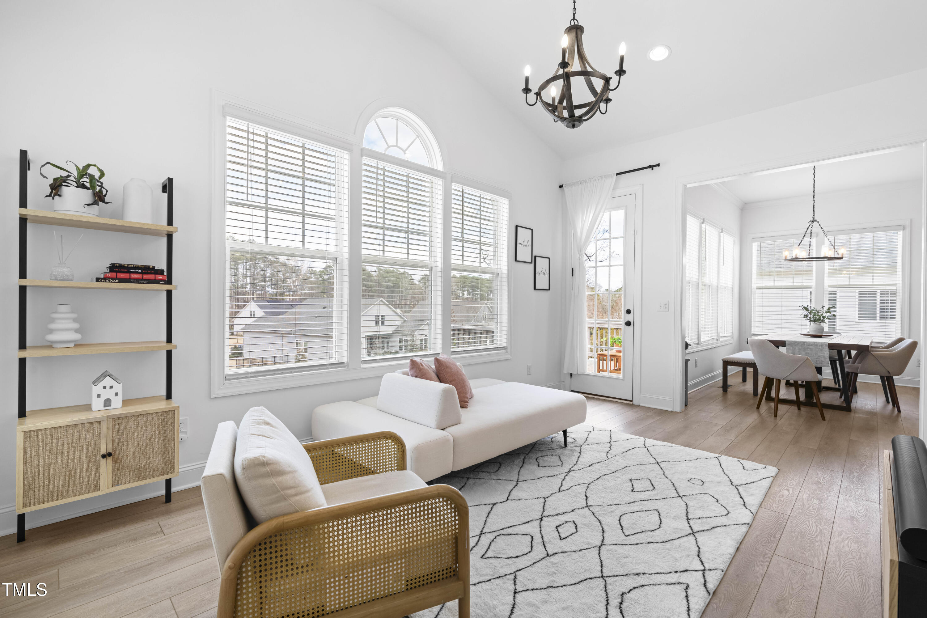 124 Ferrell Road W