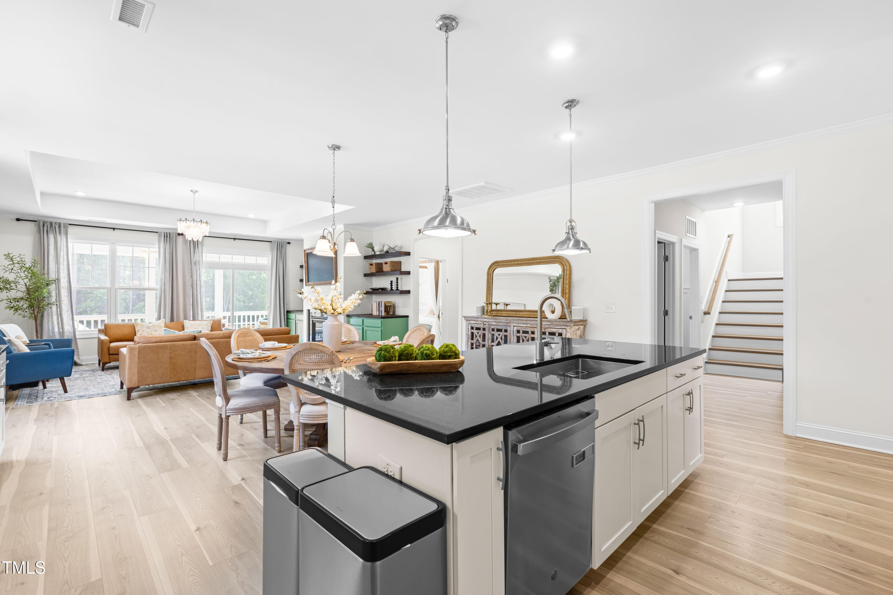 113 Hidden Bluff Dr