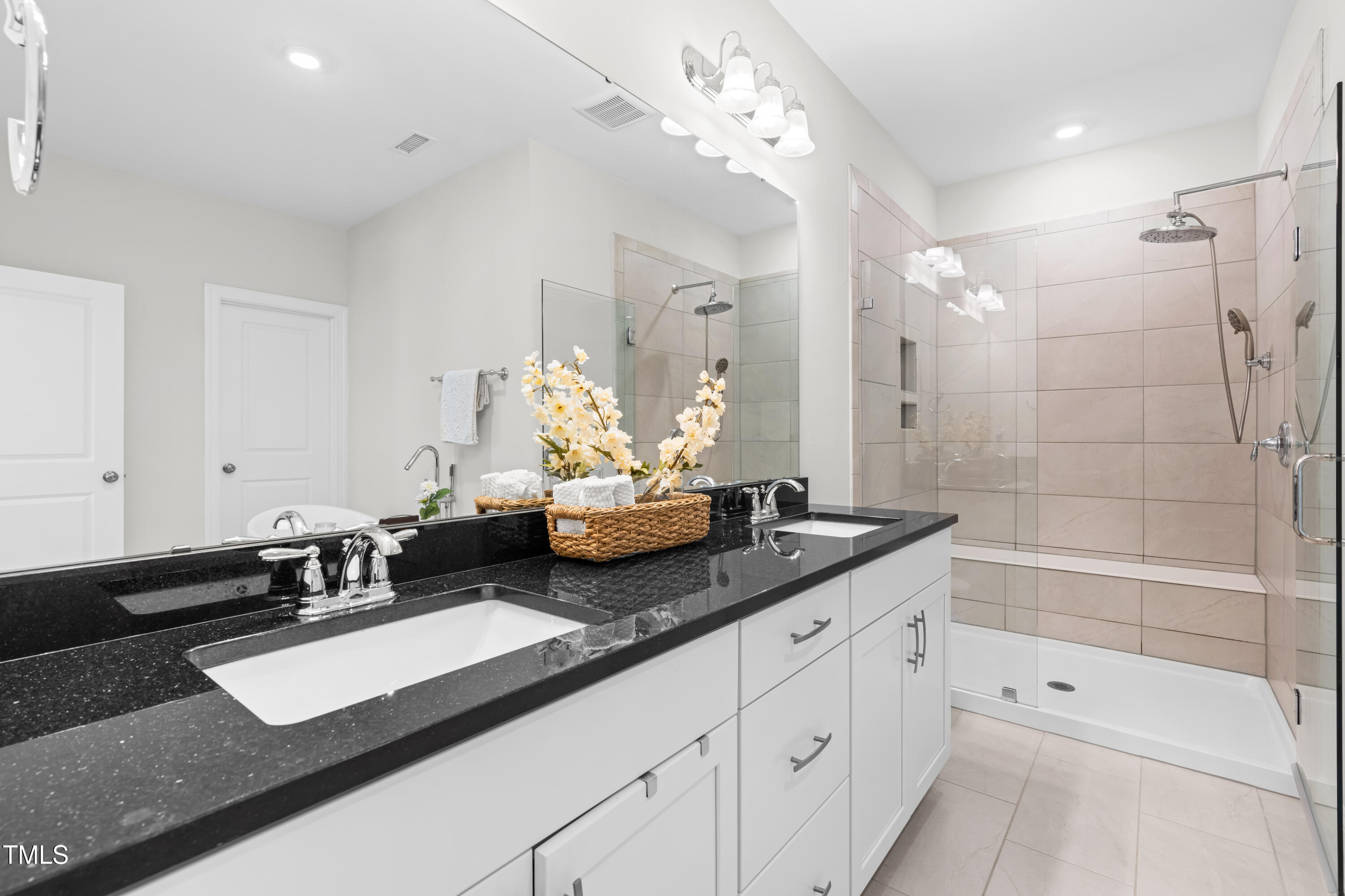 113 Hidden Bluff Dr