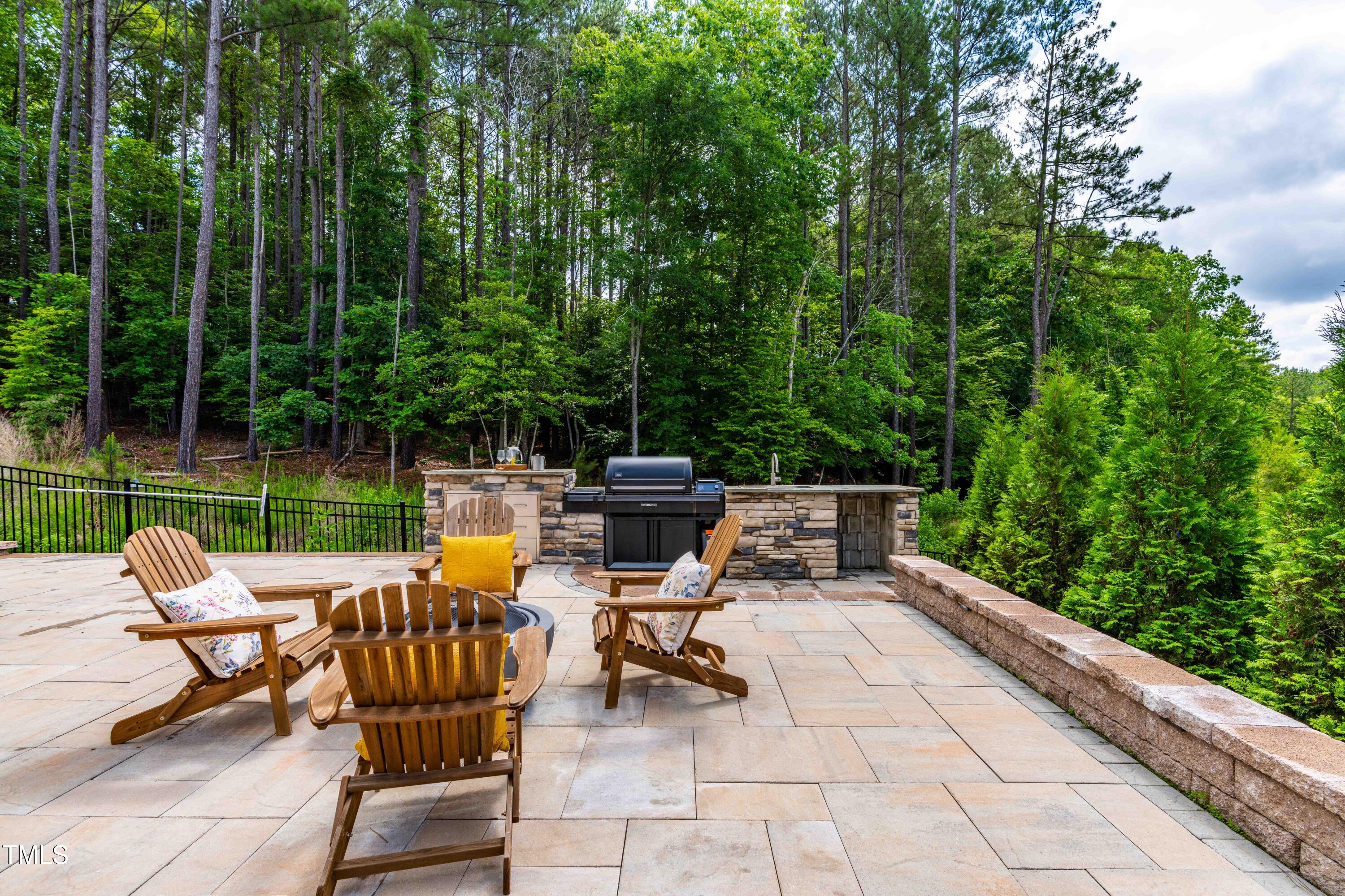 113 Hidden Bluff Dr