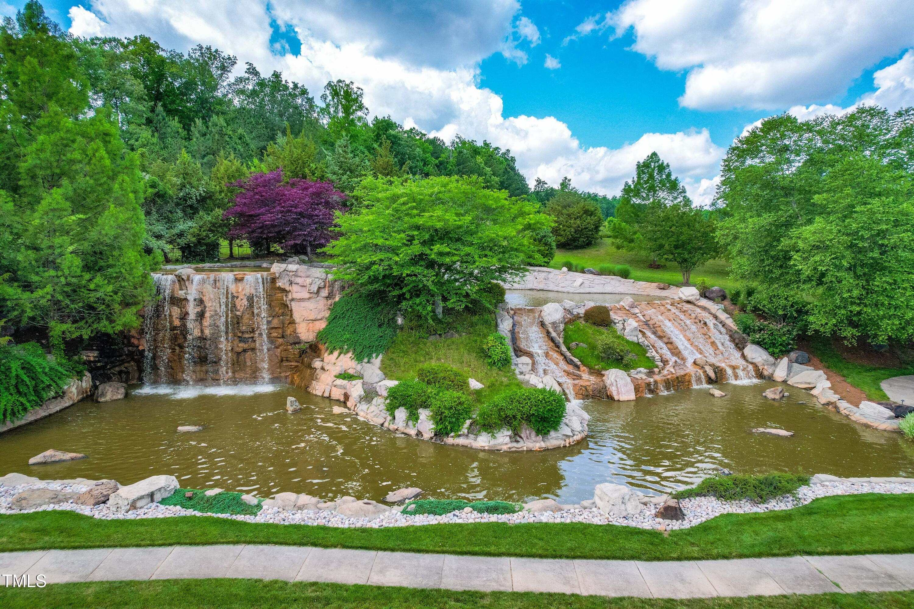 113 Hidden Bluff Dr