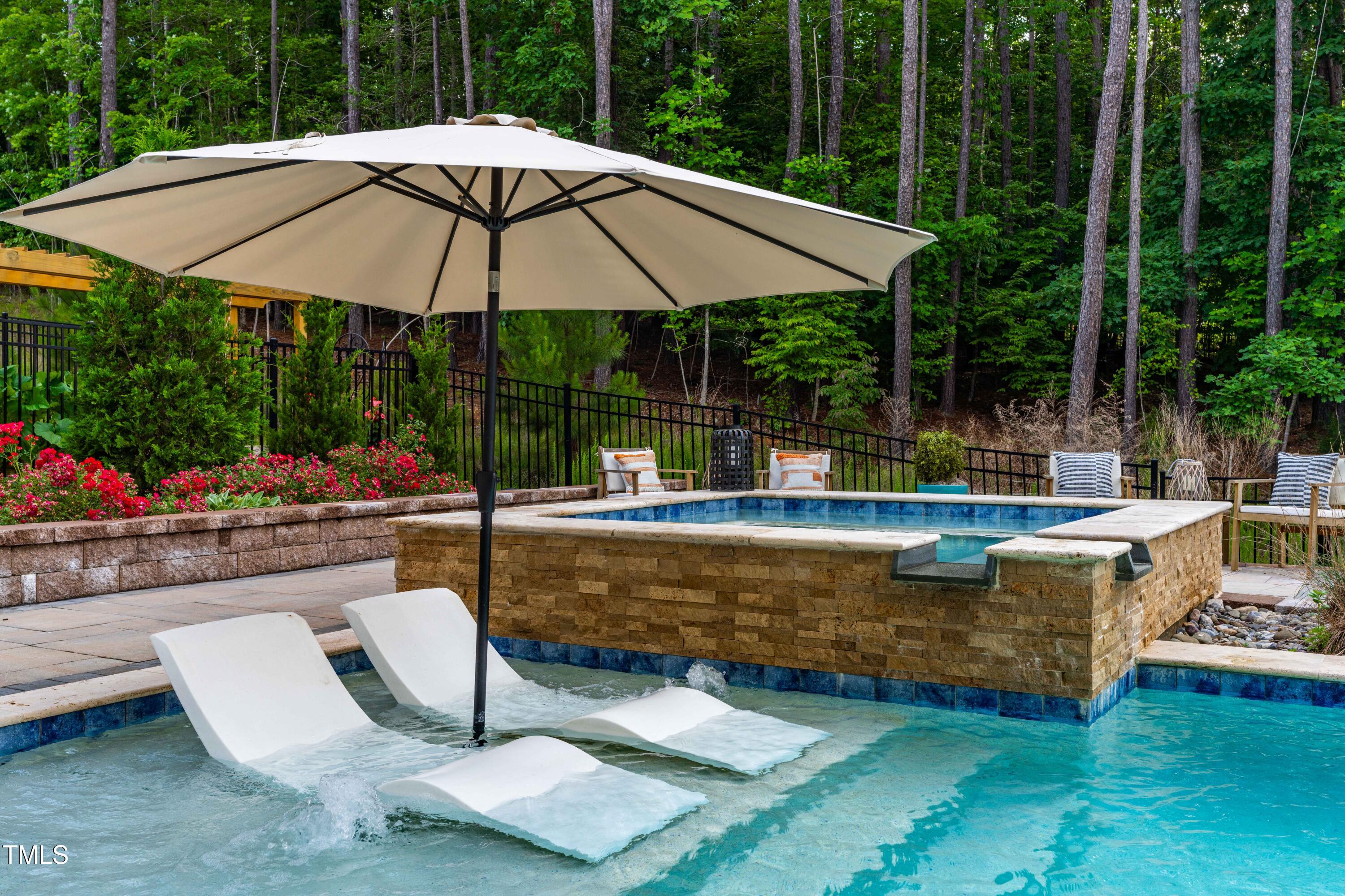 113 Hidden Bluff Dr