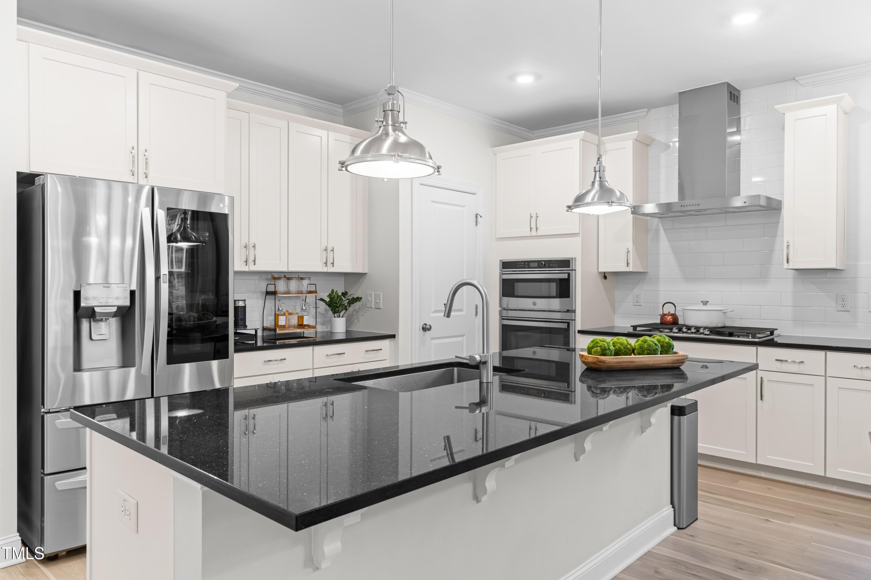 113 Hidden Bluff Dr