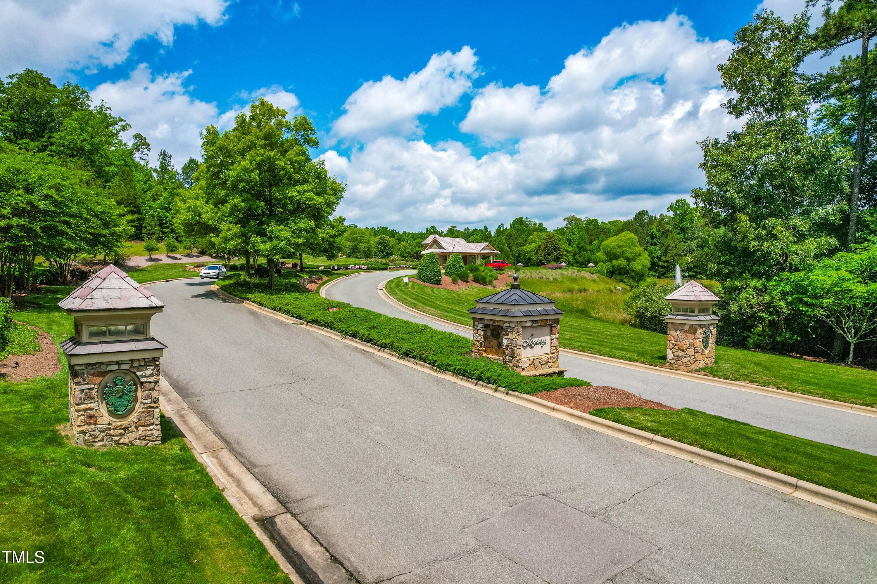 113 Hidden Bluff Dr