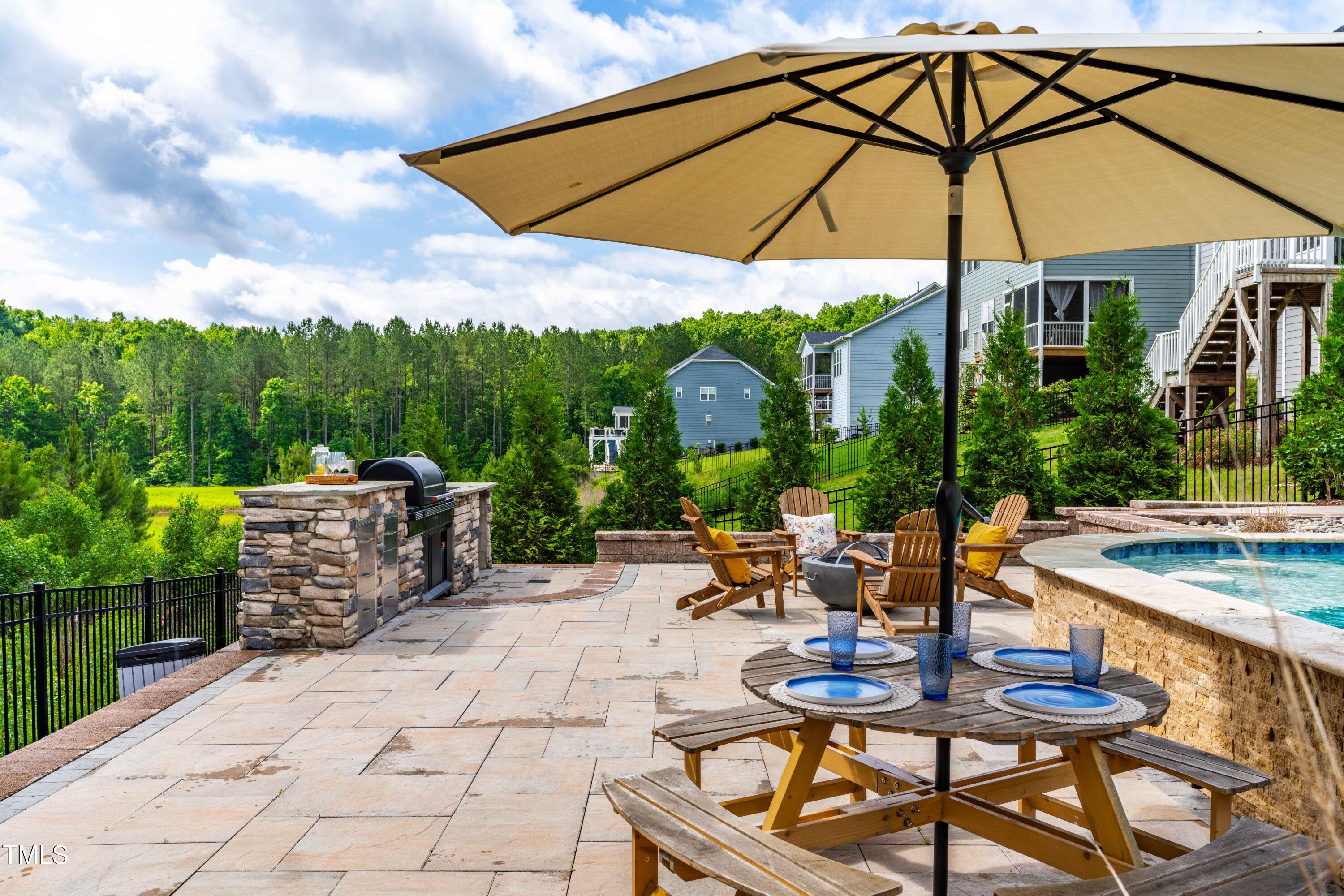 113 Hidden Bluff Dr