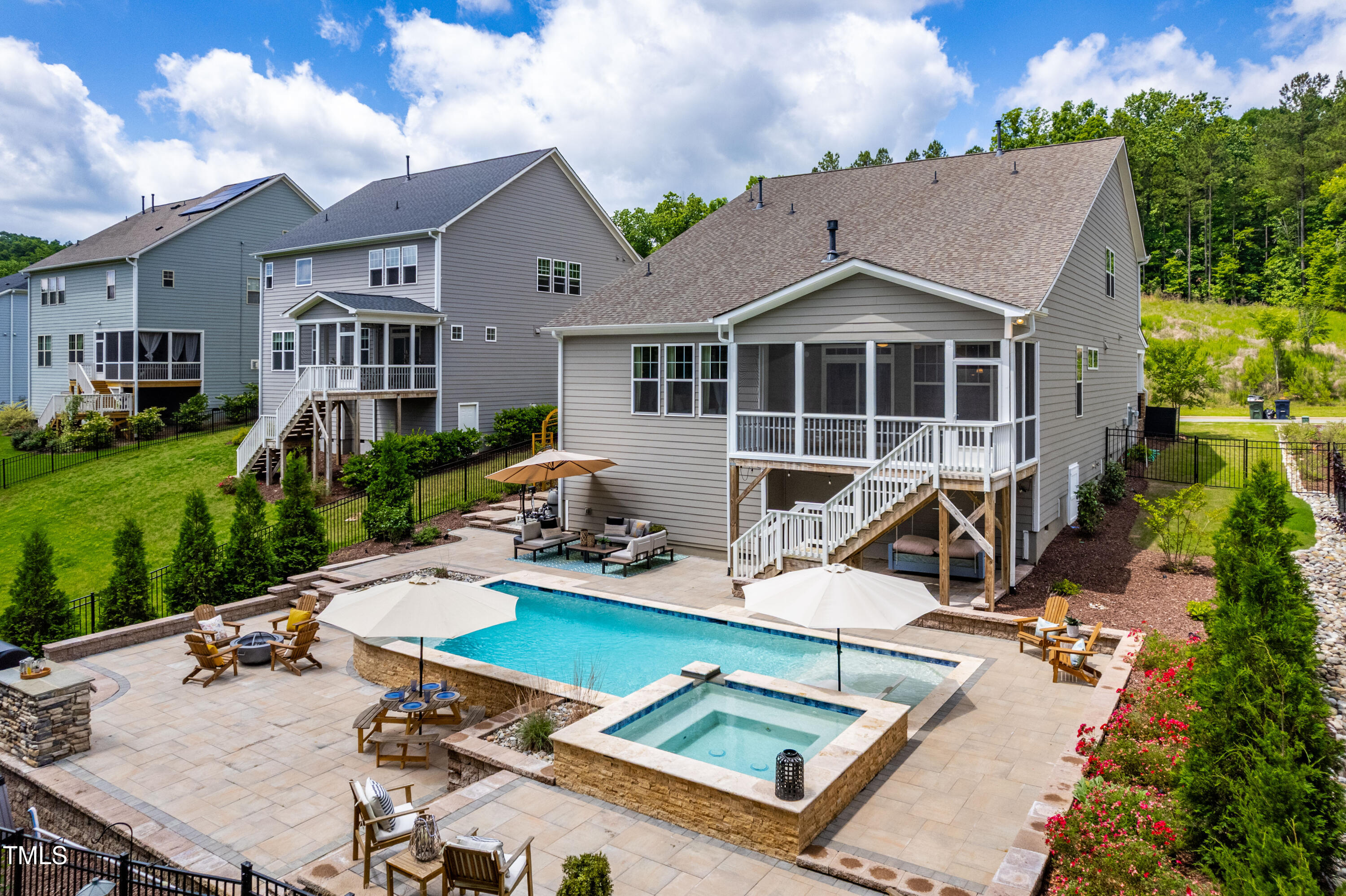 113 Hidden Bluff Dr