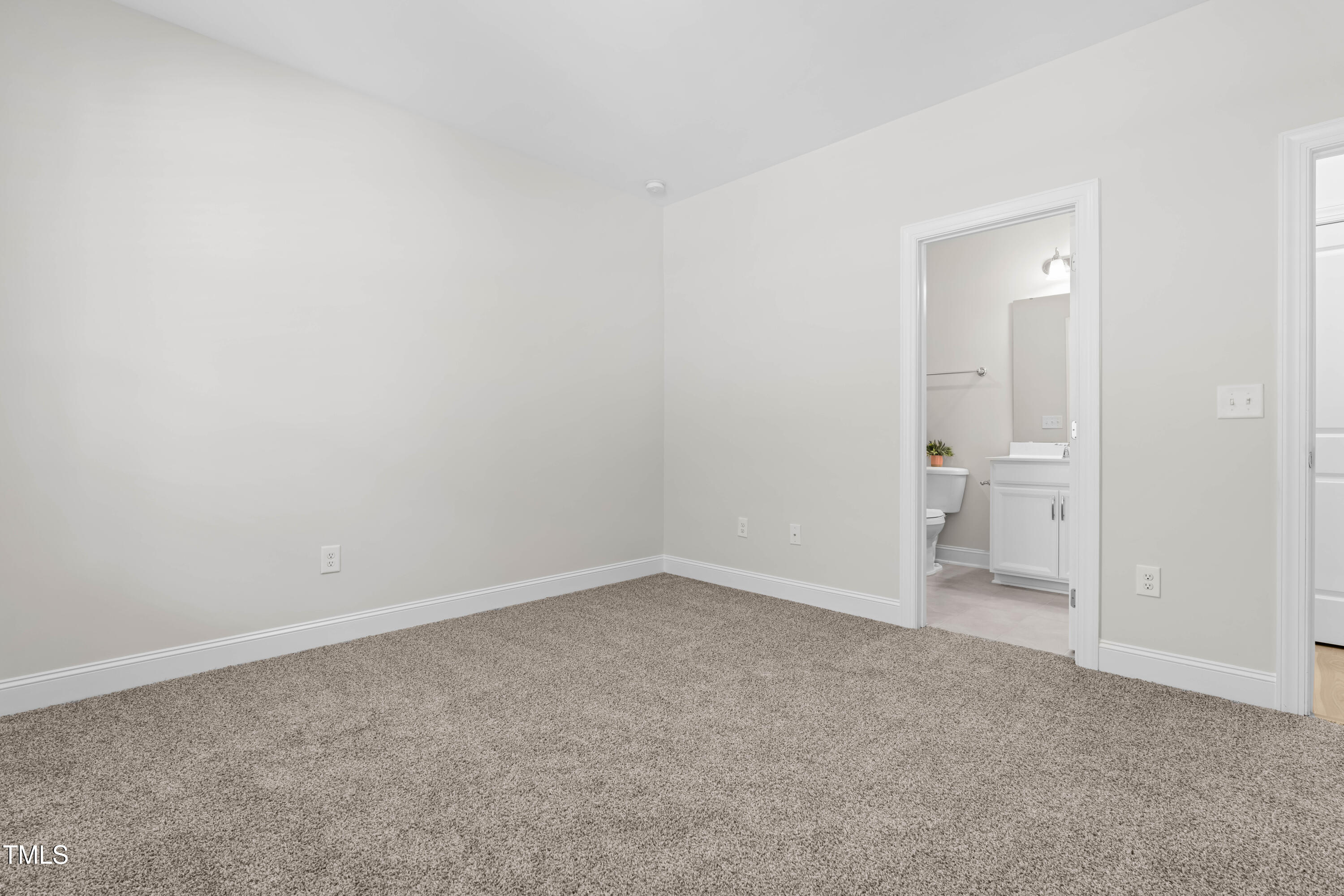 113 Hidden Bluff Dr
