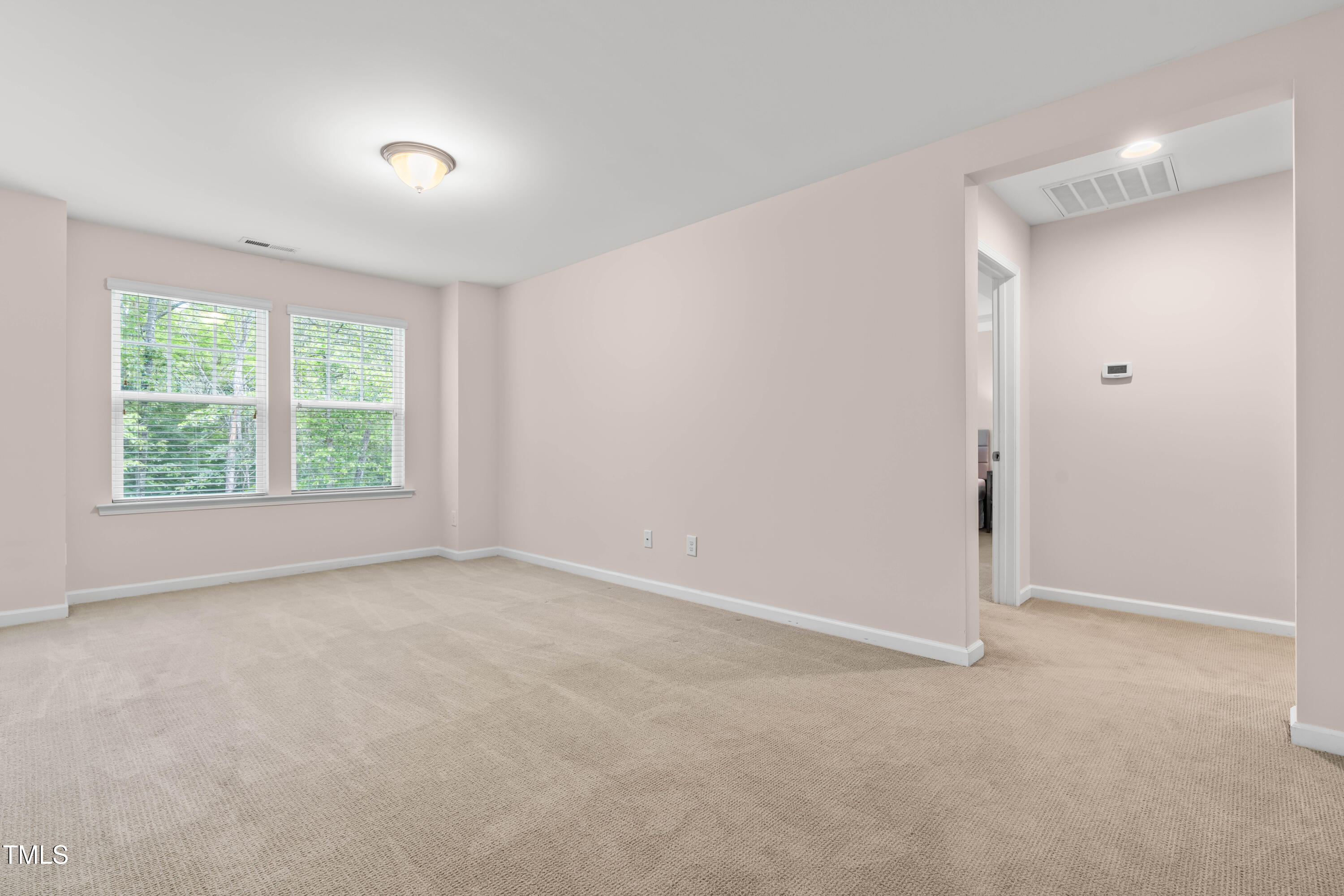 1049 Lakebrink Drive