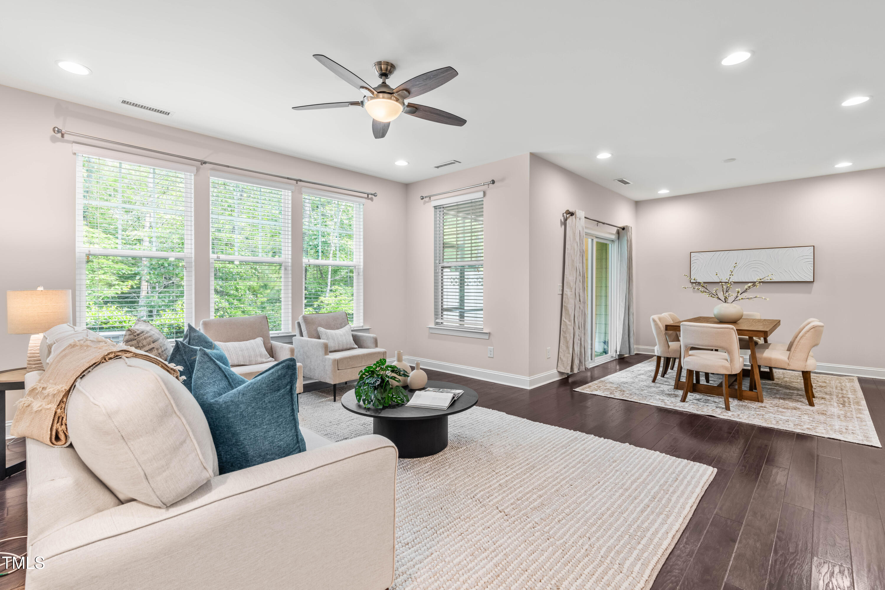 1049 Lakebrink Drive