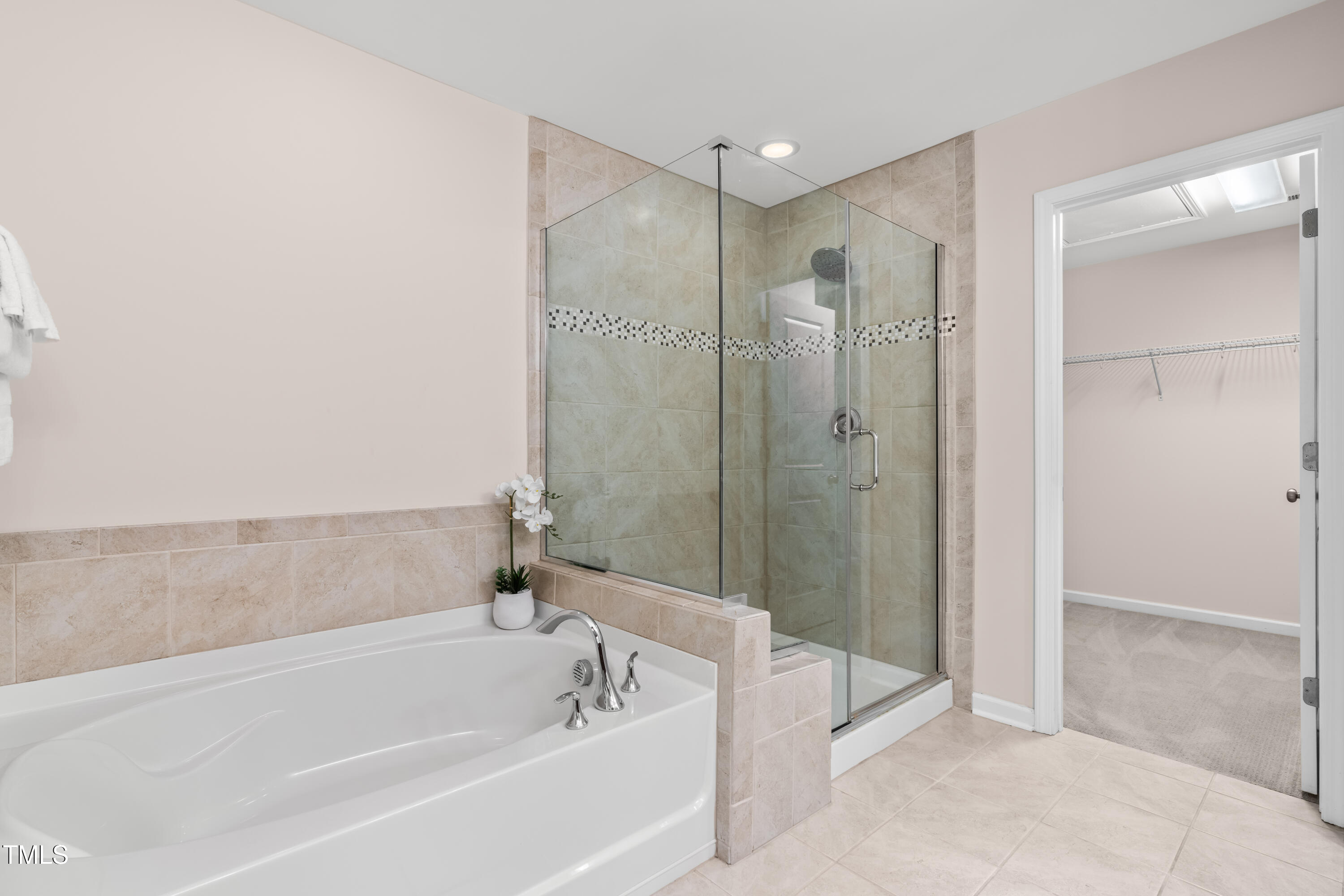 1049 Lakebrink Drive