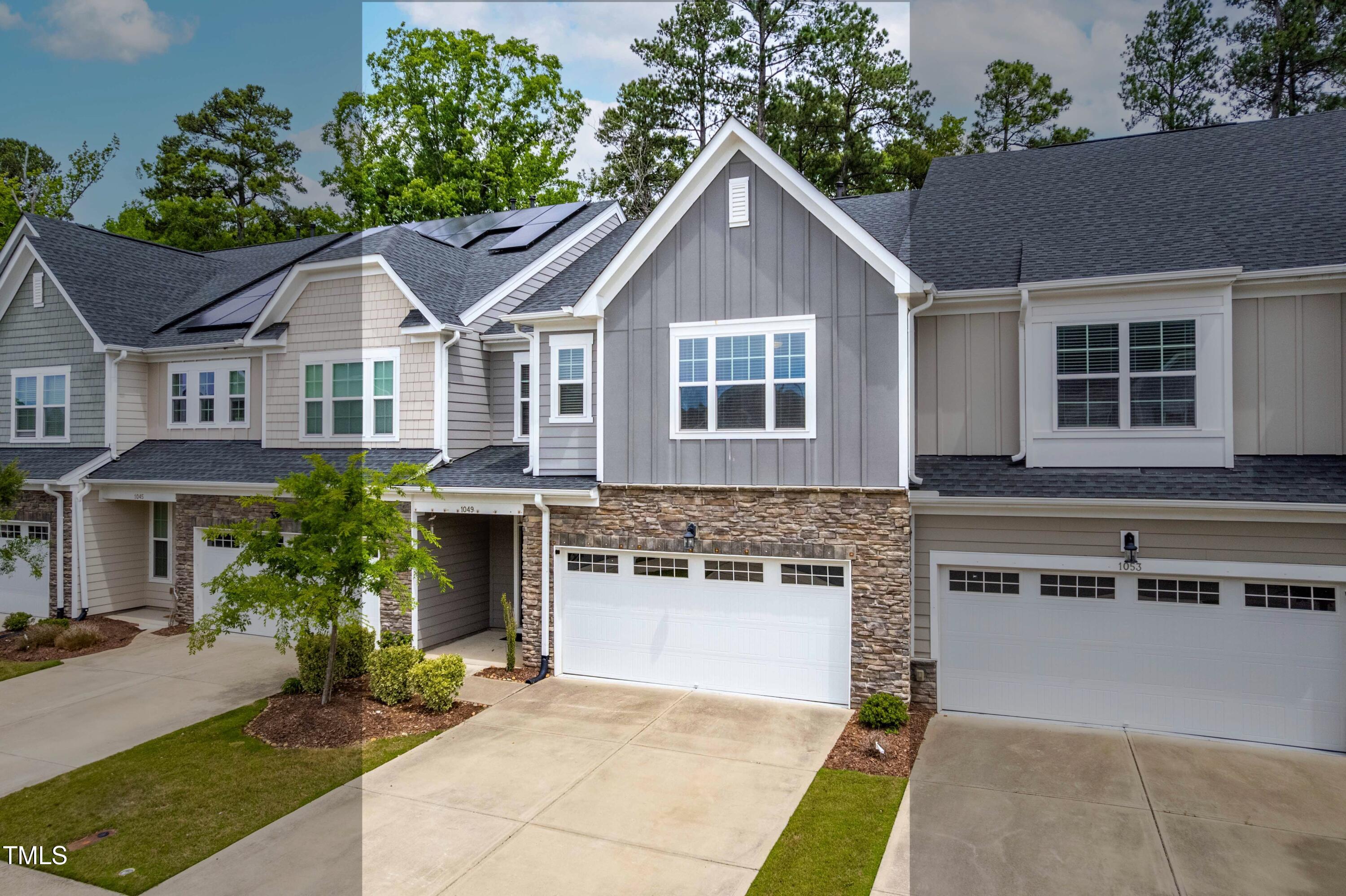 1049 Lakebrink Drive