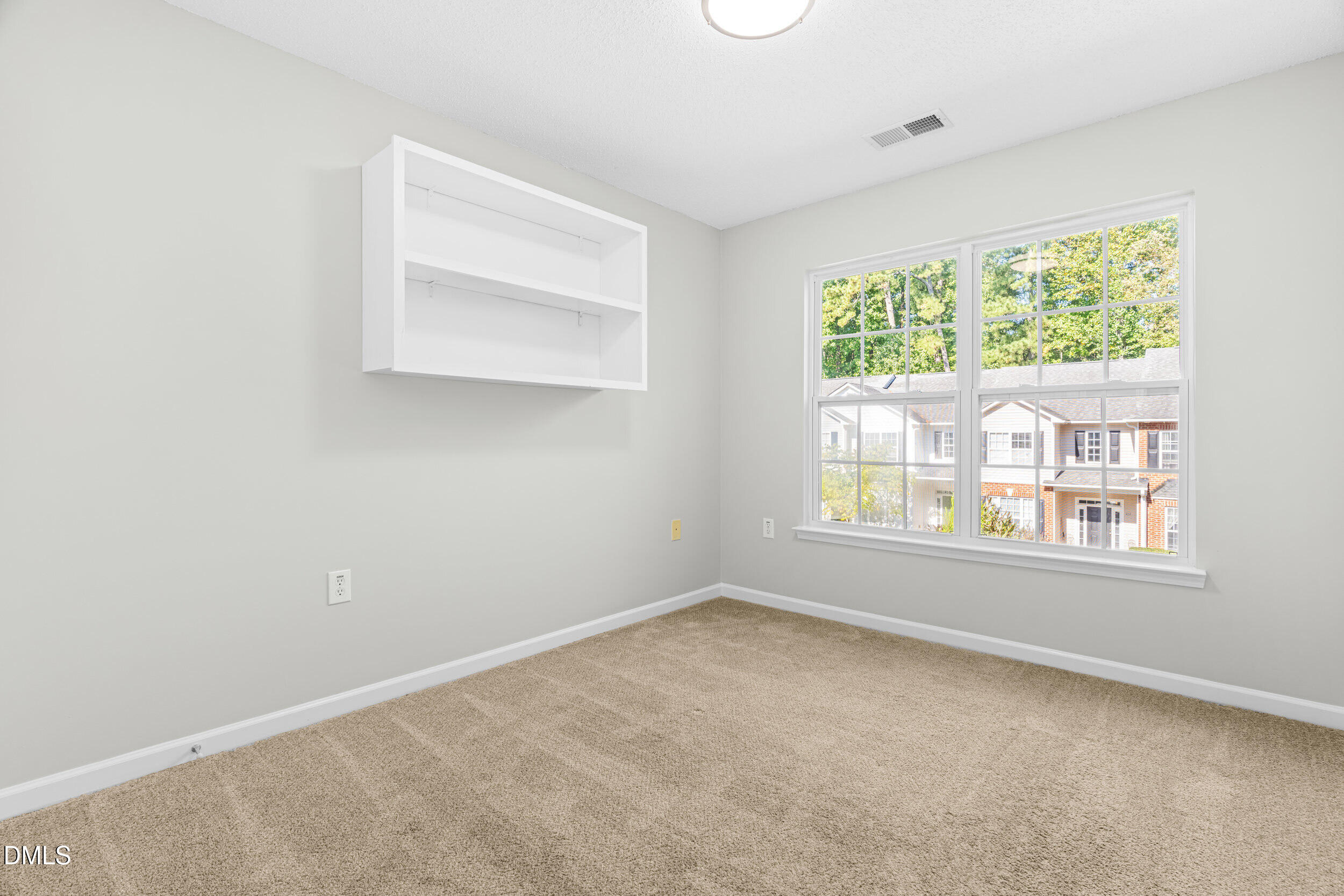 103 Star Thistle Ln
