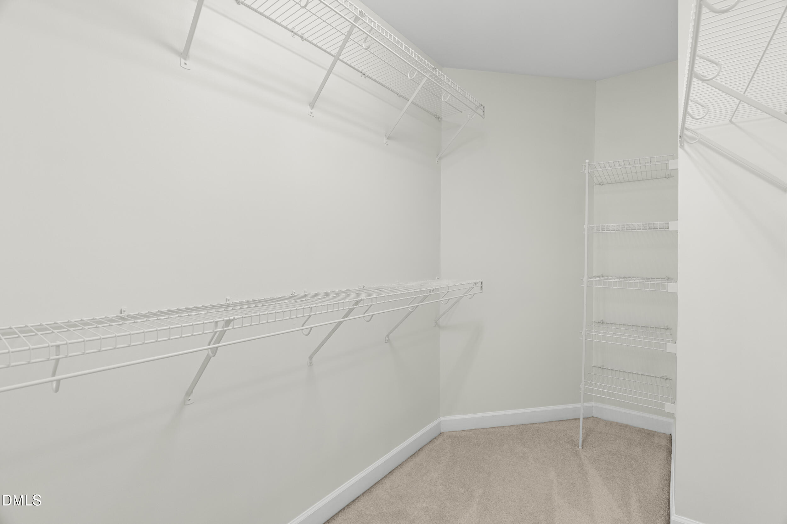 105 Bayless Ridge Court