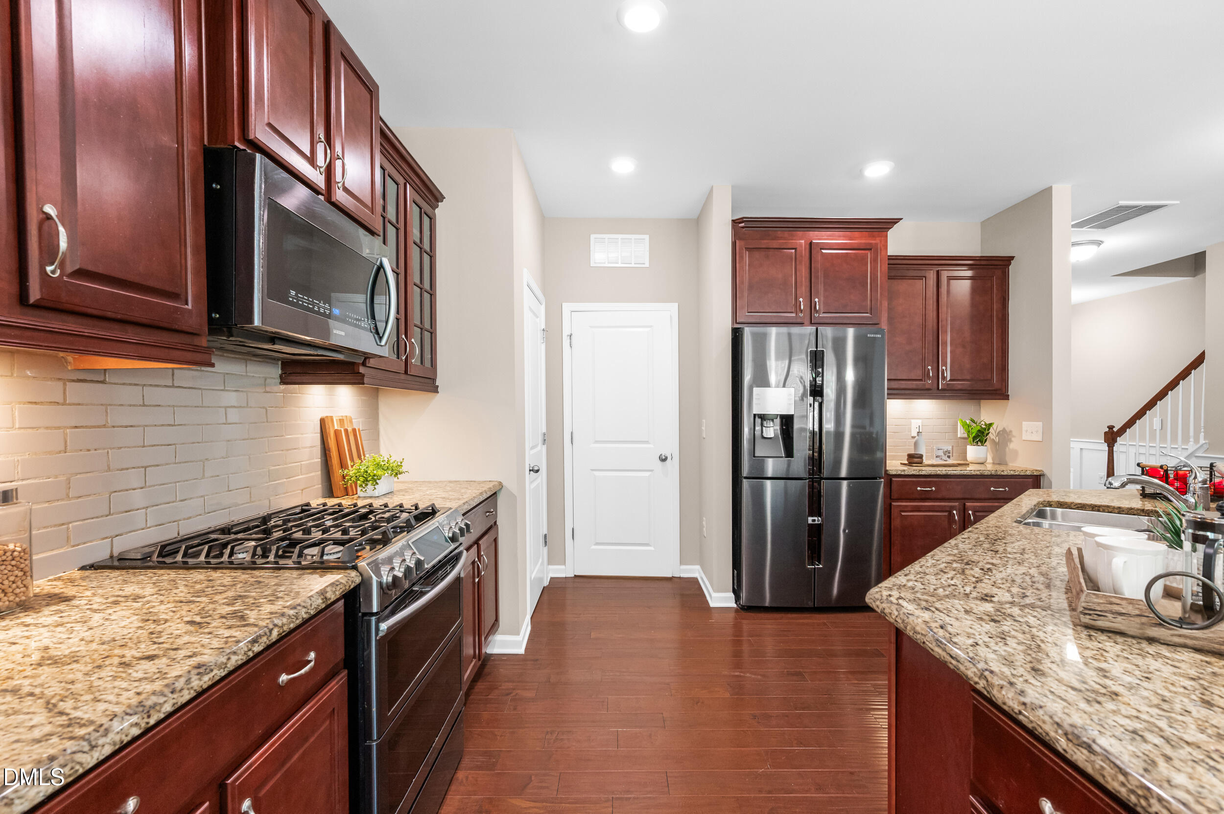 512 Durants Neck Lane