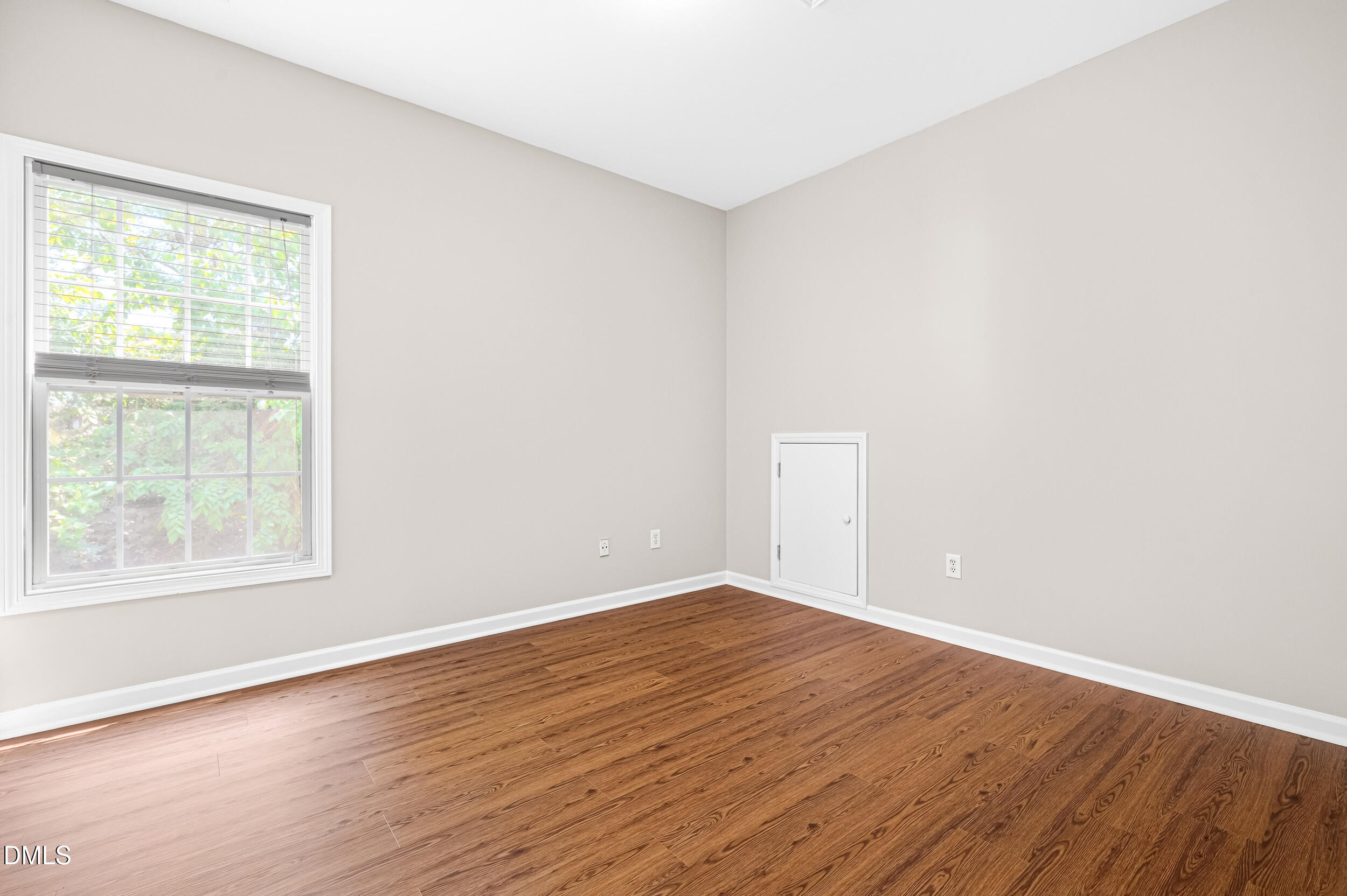 102 Mintawood Court