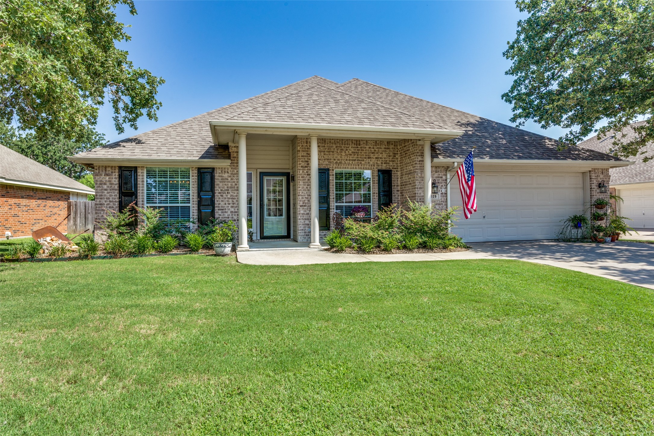 829 Evandale Road