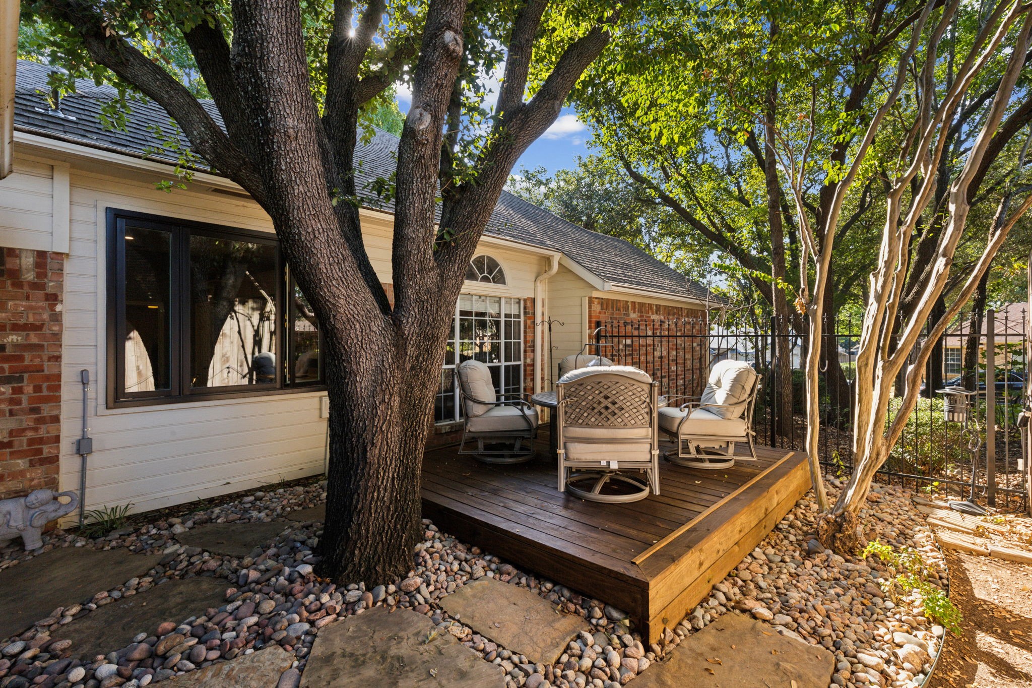 707 Blue Oak Drive