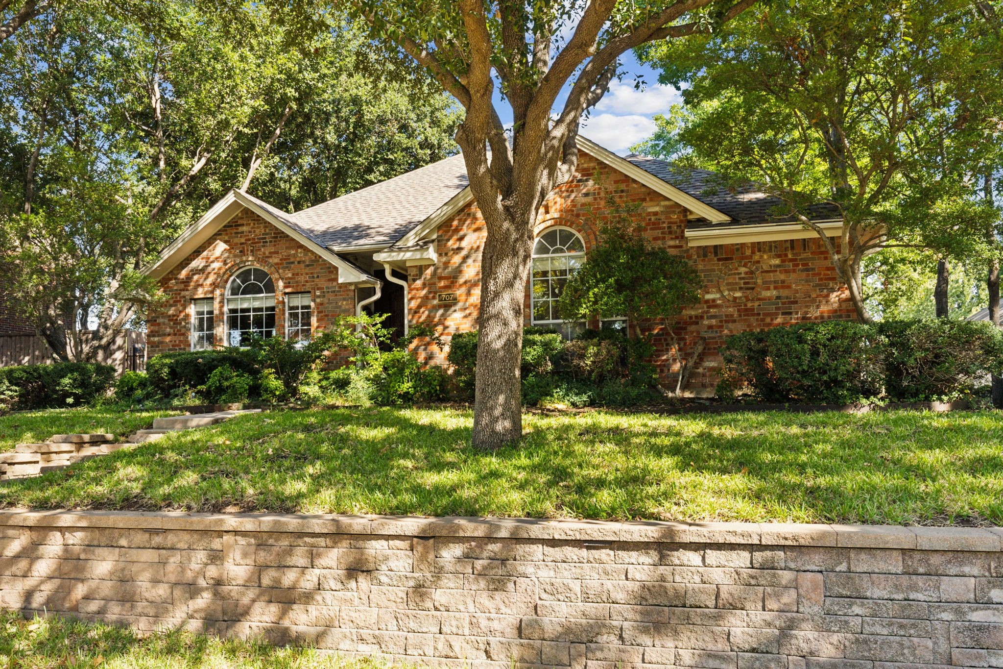 707 Blue Oak Drive