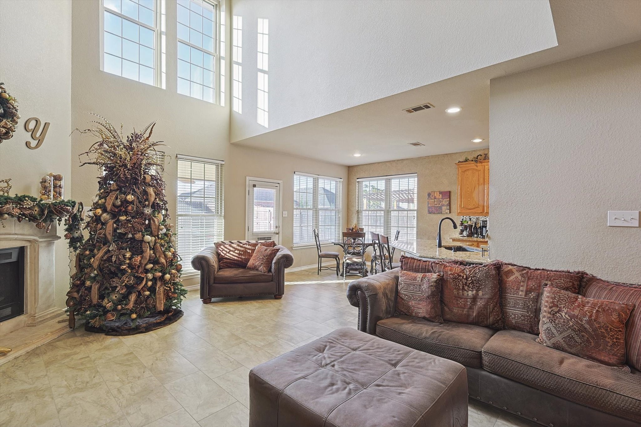 3124 Guadaloupe