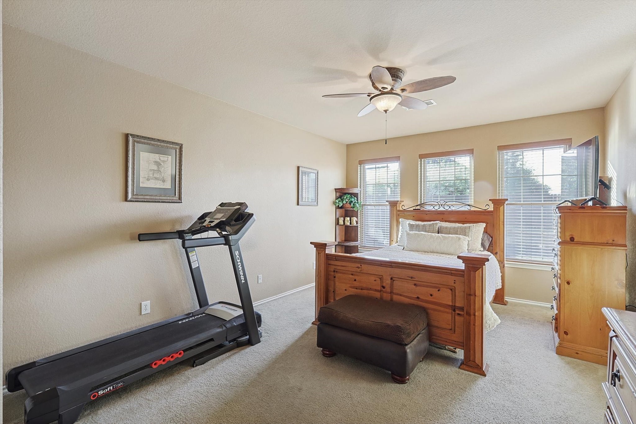 3124 Guadaloupe