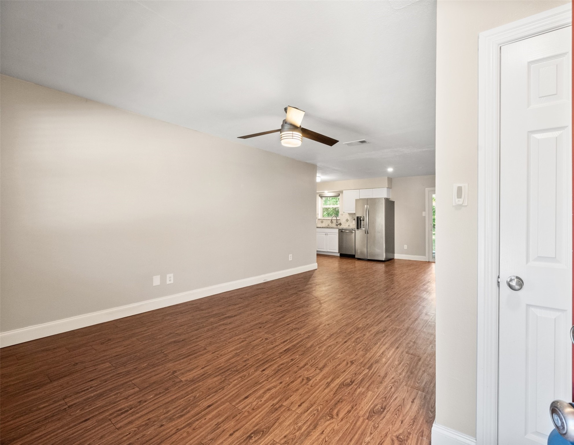 1806 Doss Circle
