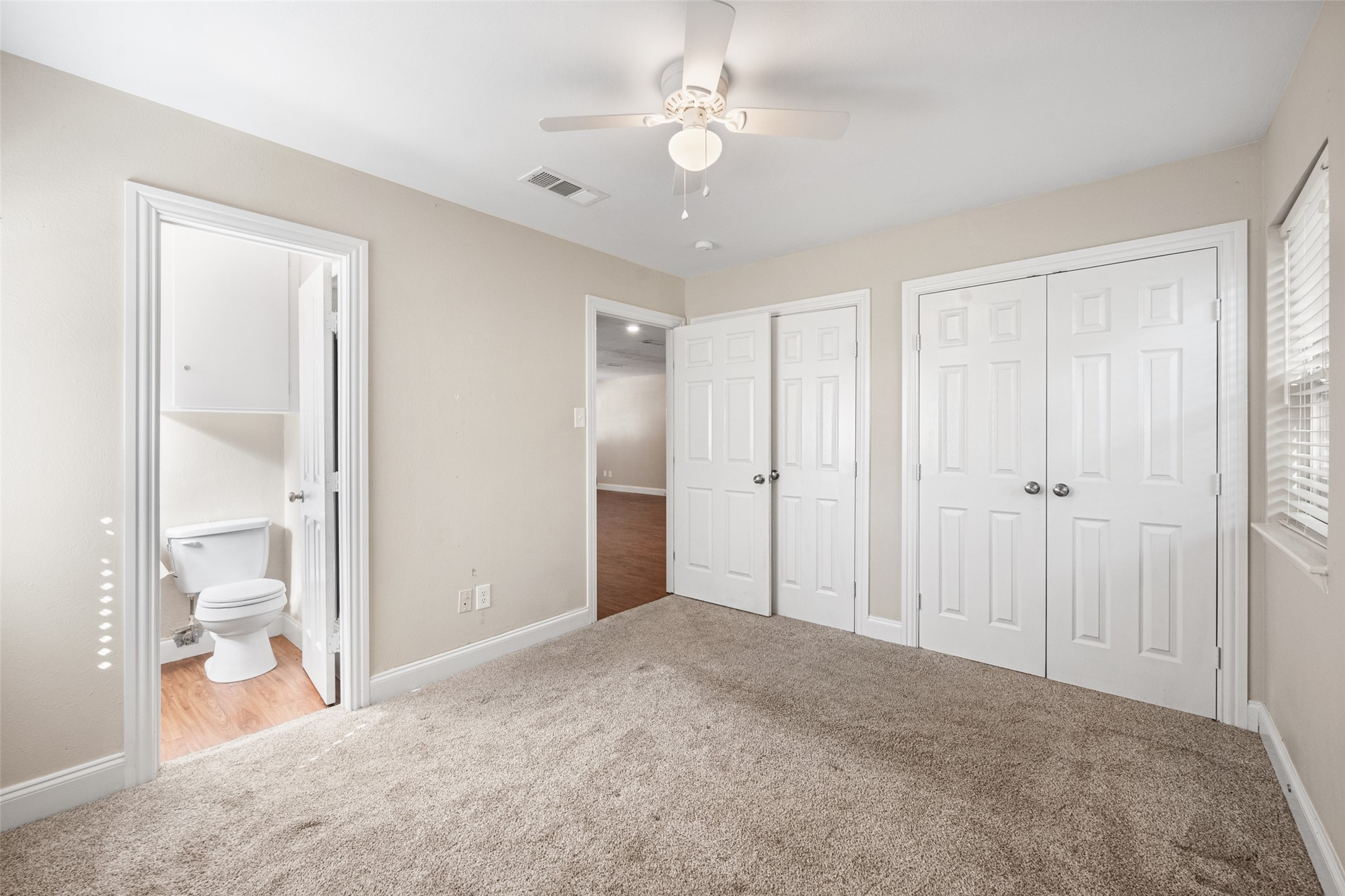 1806 Doss Circle