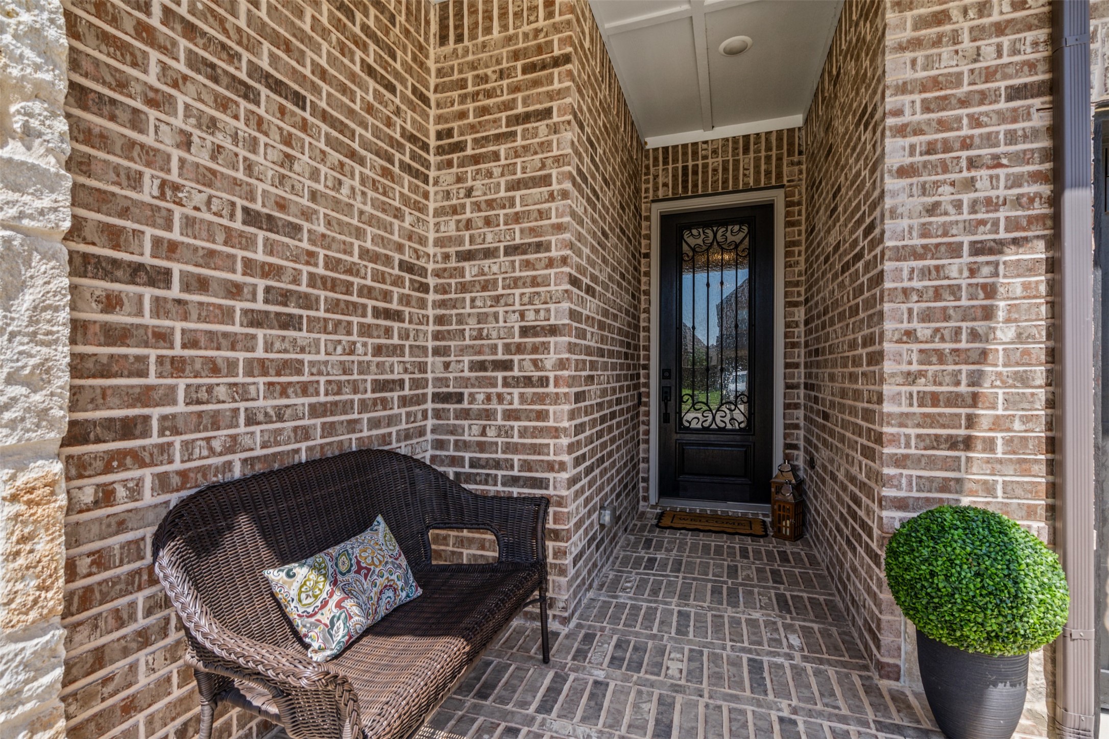 4970 Stornoway Drive