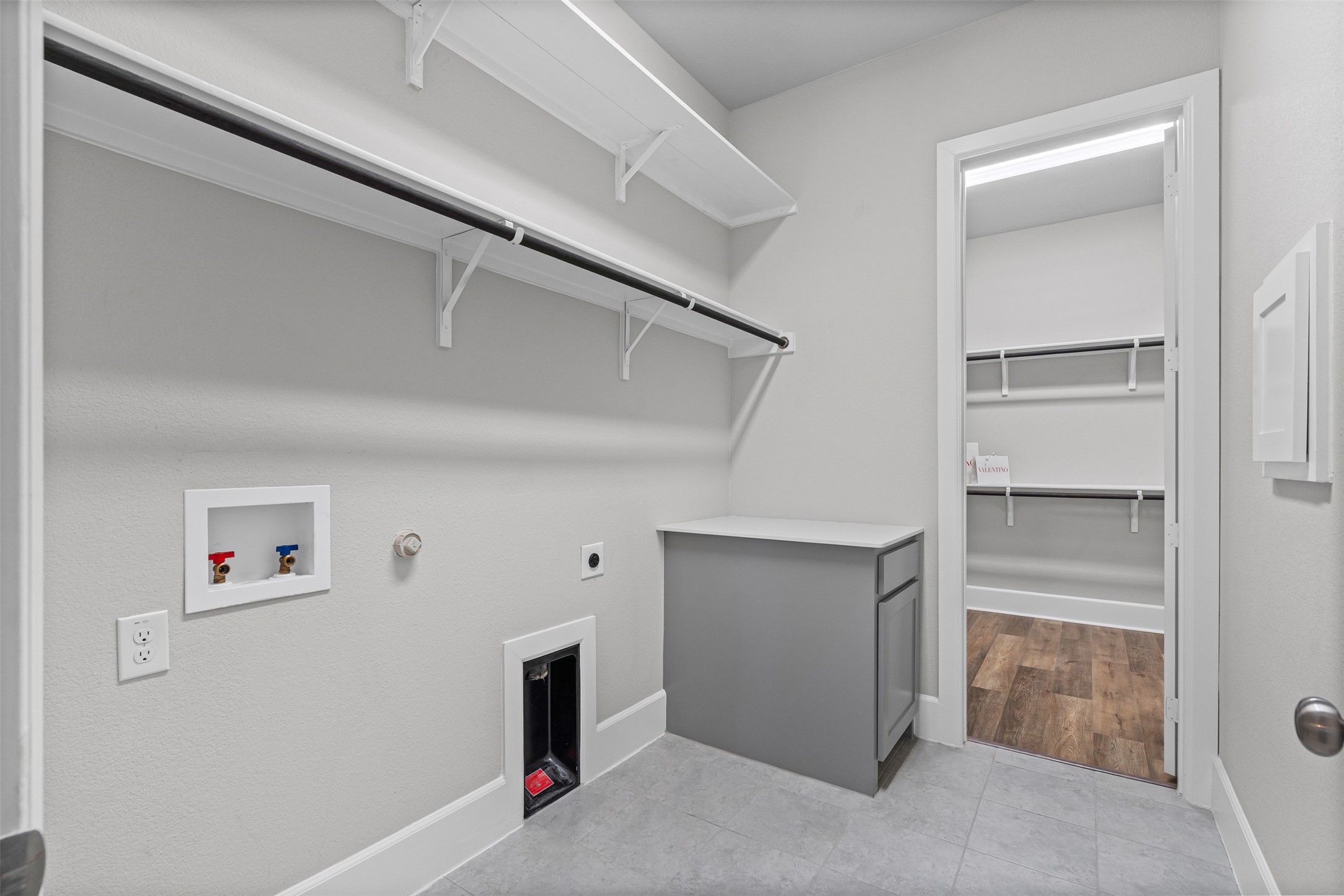 4970 Stornoway Drive