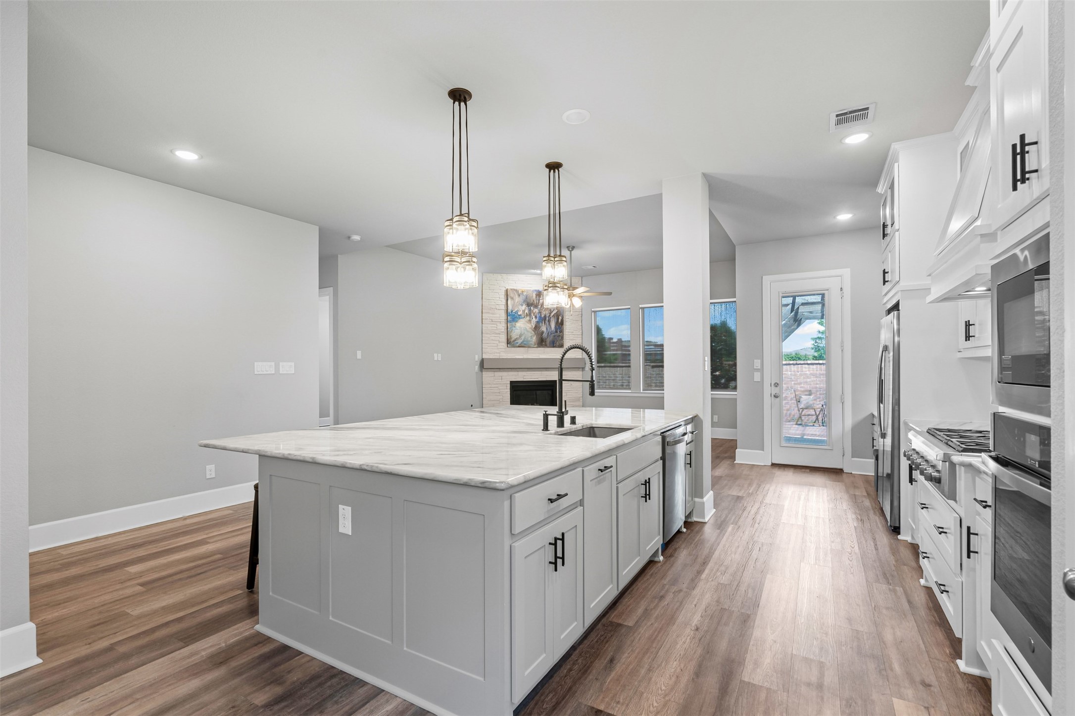 4970 Stornoway Drive