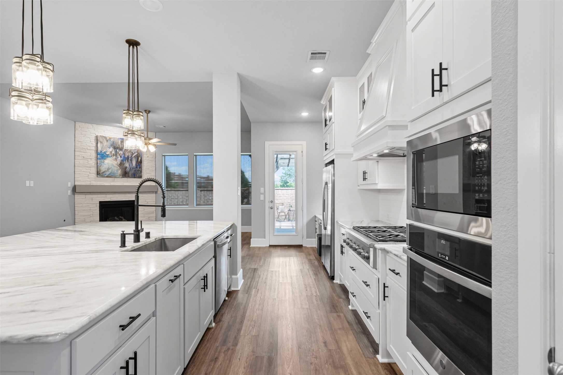 4970 Stornoway Drive