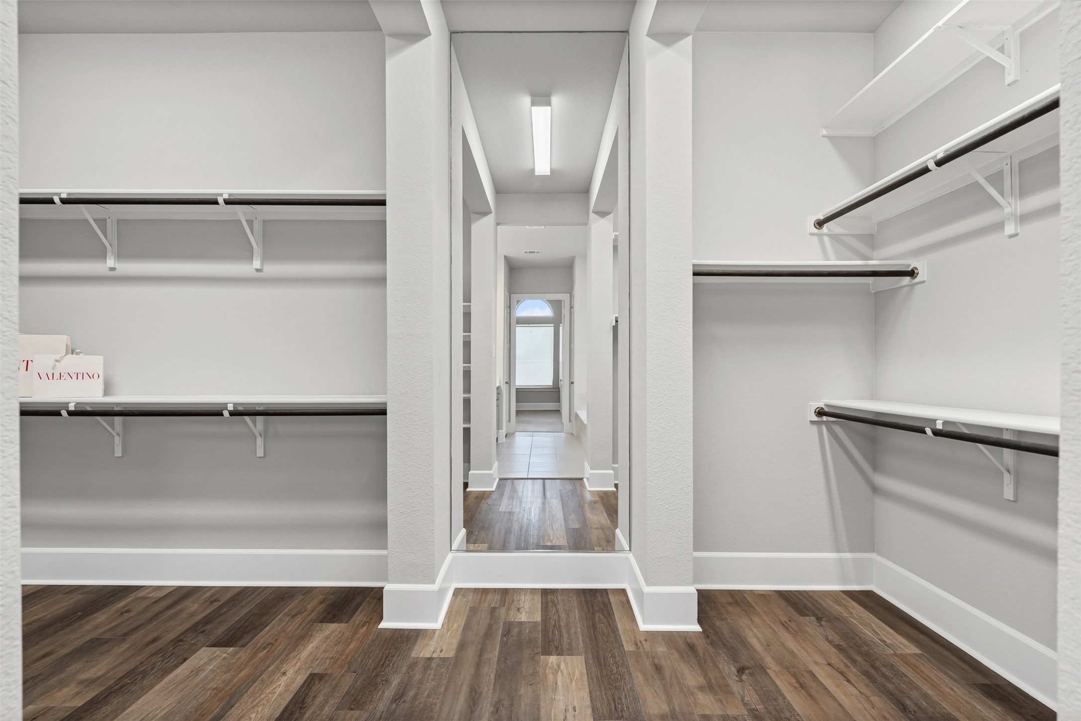 4970 Stornoway Drive