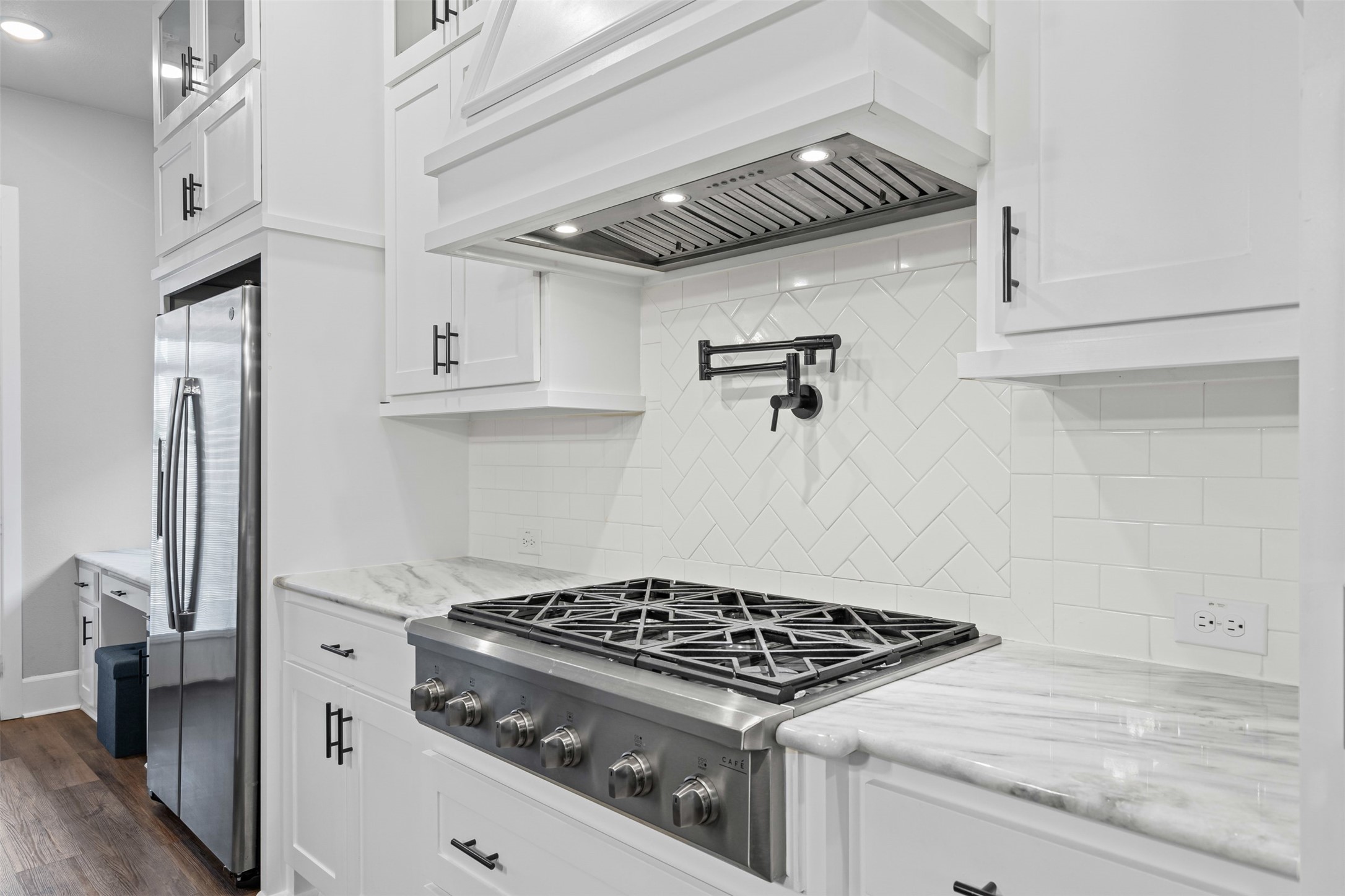 4970 Stornoway Drive