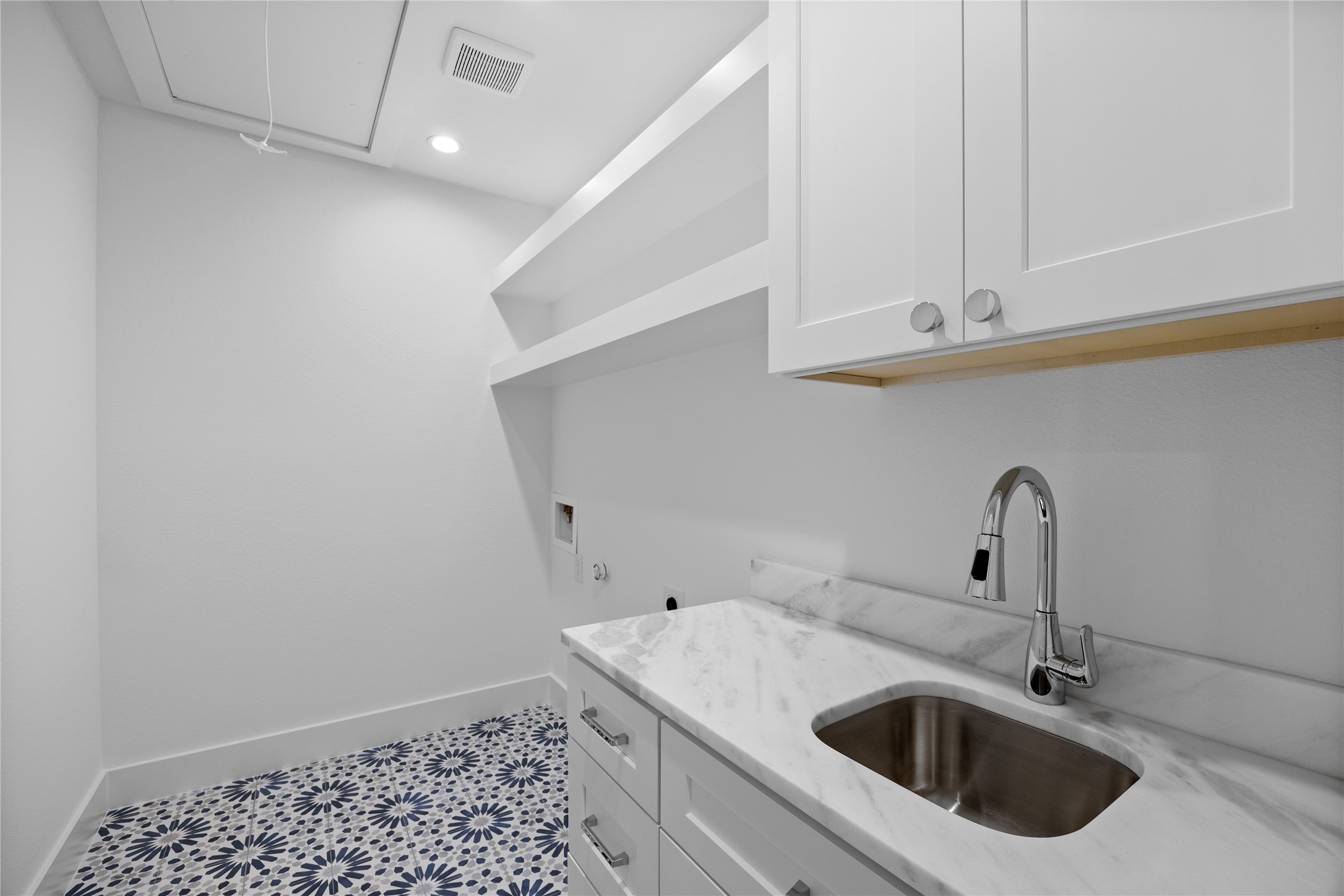 7150 Blairview Drive